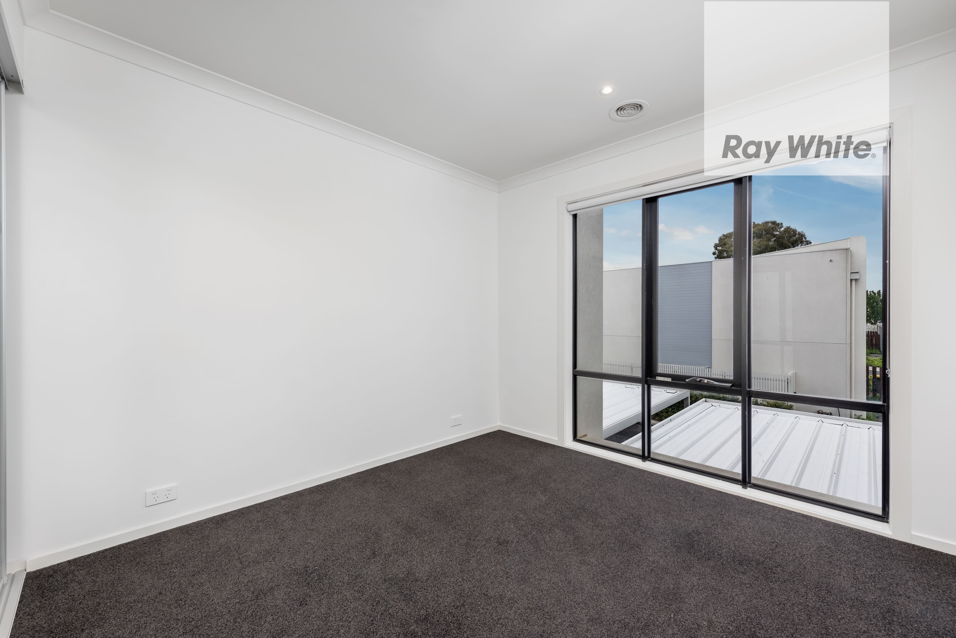 57 Manchester Crescent, Bundoora VIC 3083, Bundoora - Thumbnail 8