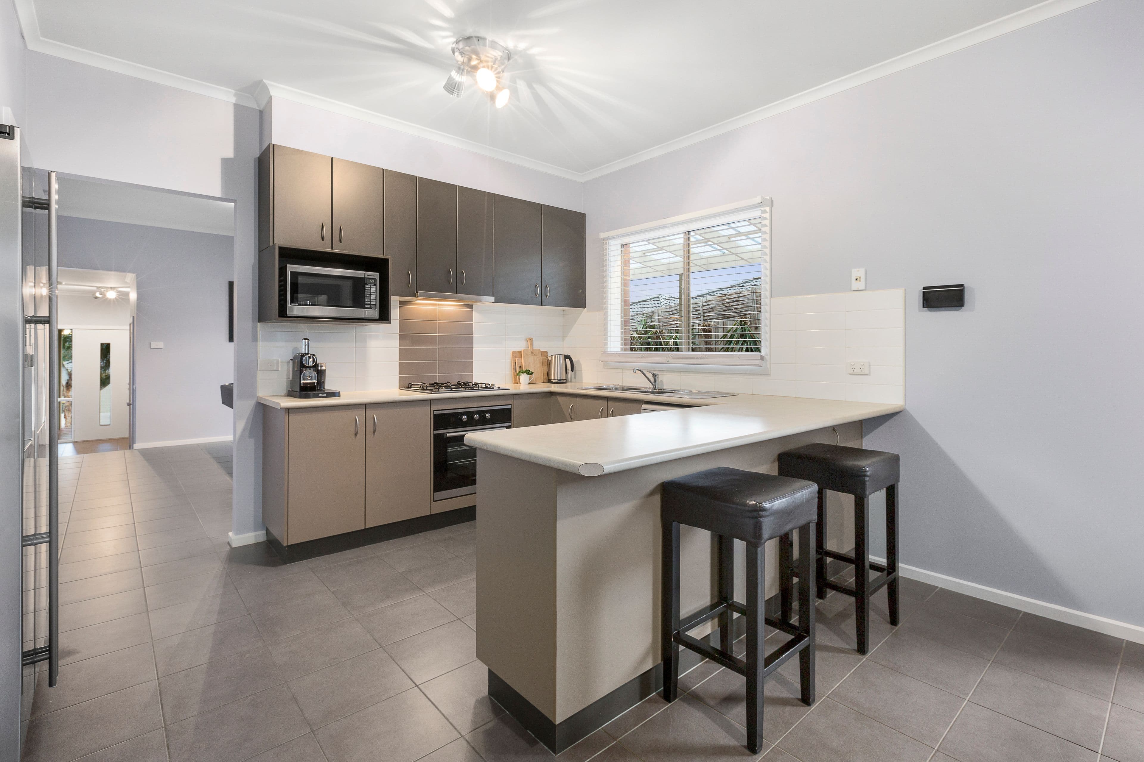 48 Clifton Park Drive, Carrum Downs VIC 3201, Carrum Downs - Thumbnail 2