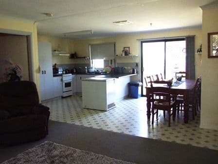 32 Garden Street, Blackall QLD 4472, Blackall - Thumbnail 8