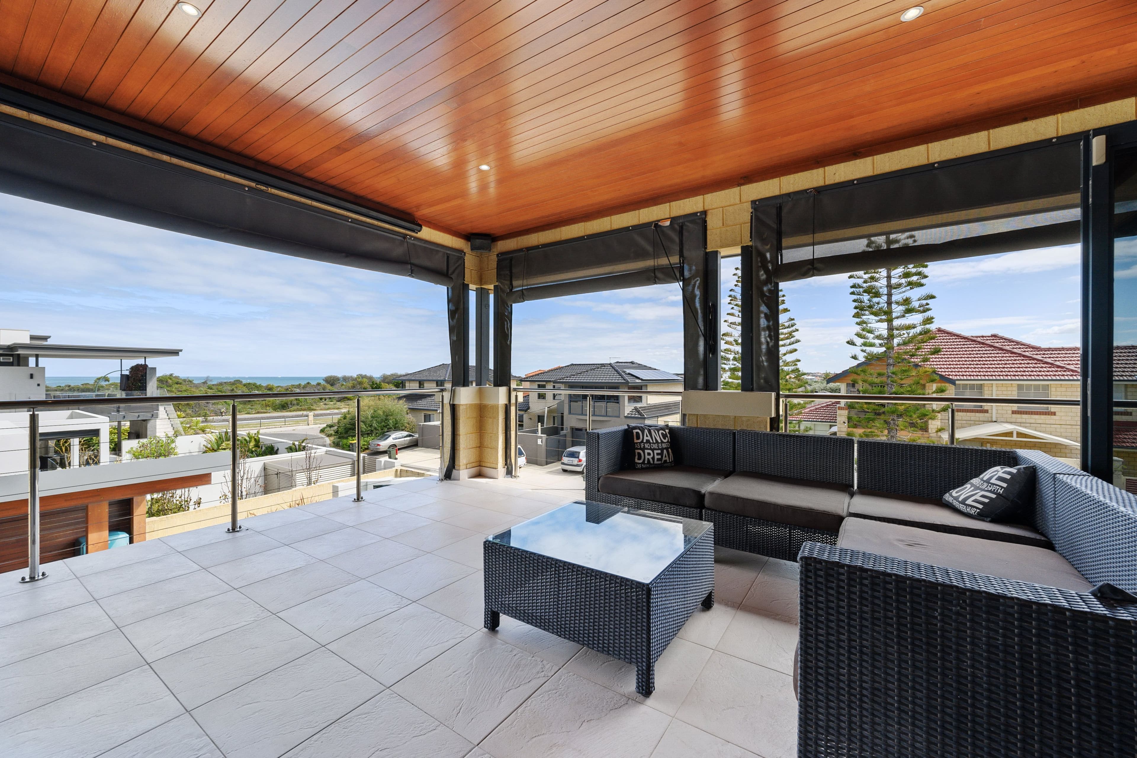 2 Long Reef Place, Hillarys WA 6025, Hillarys - Image 1