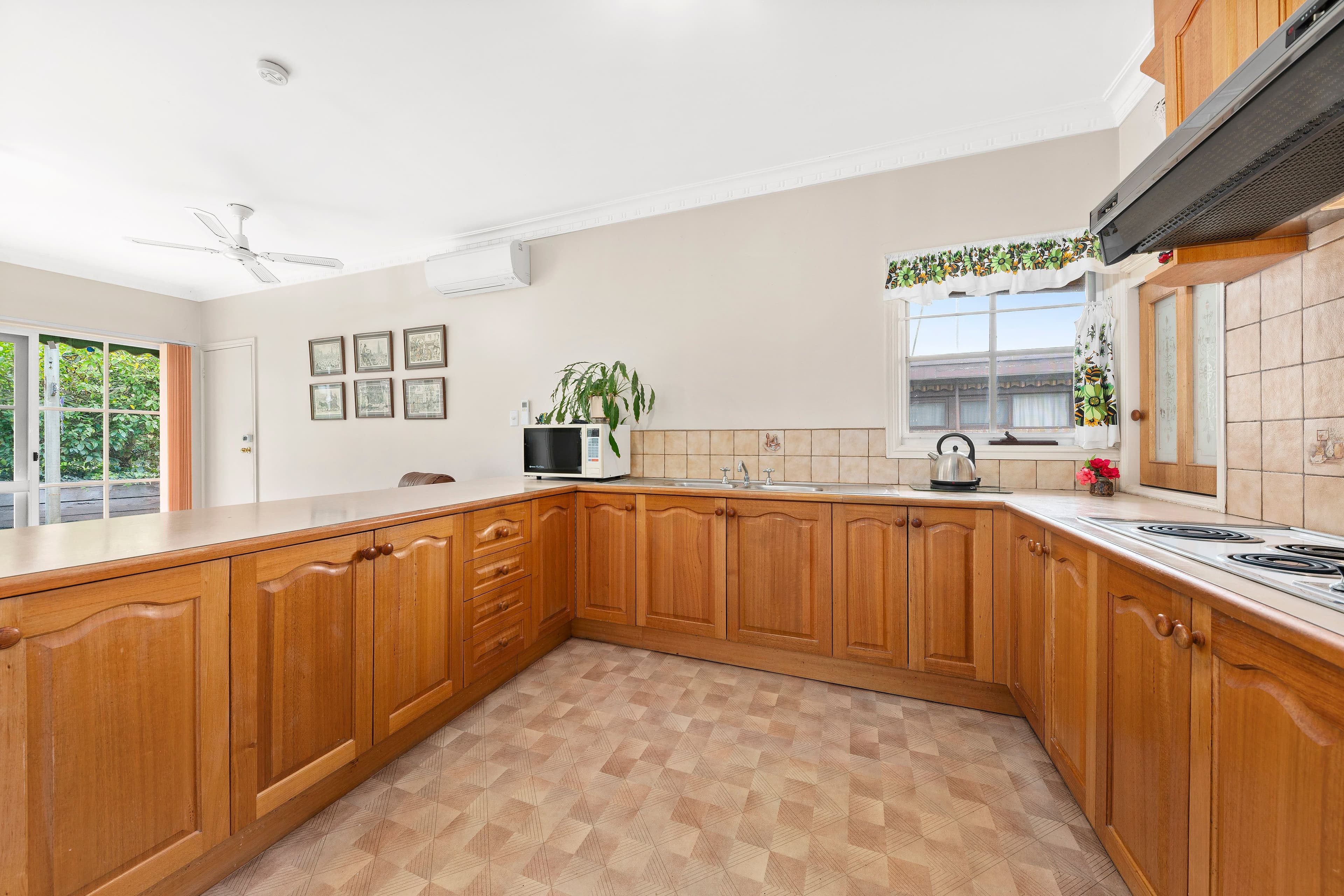 4 Tolga Court, Bayswater VIC 3153, Bayswater - Thumbnail 3