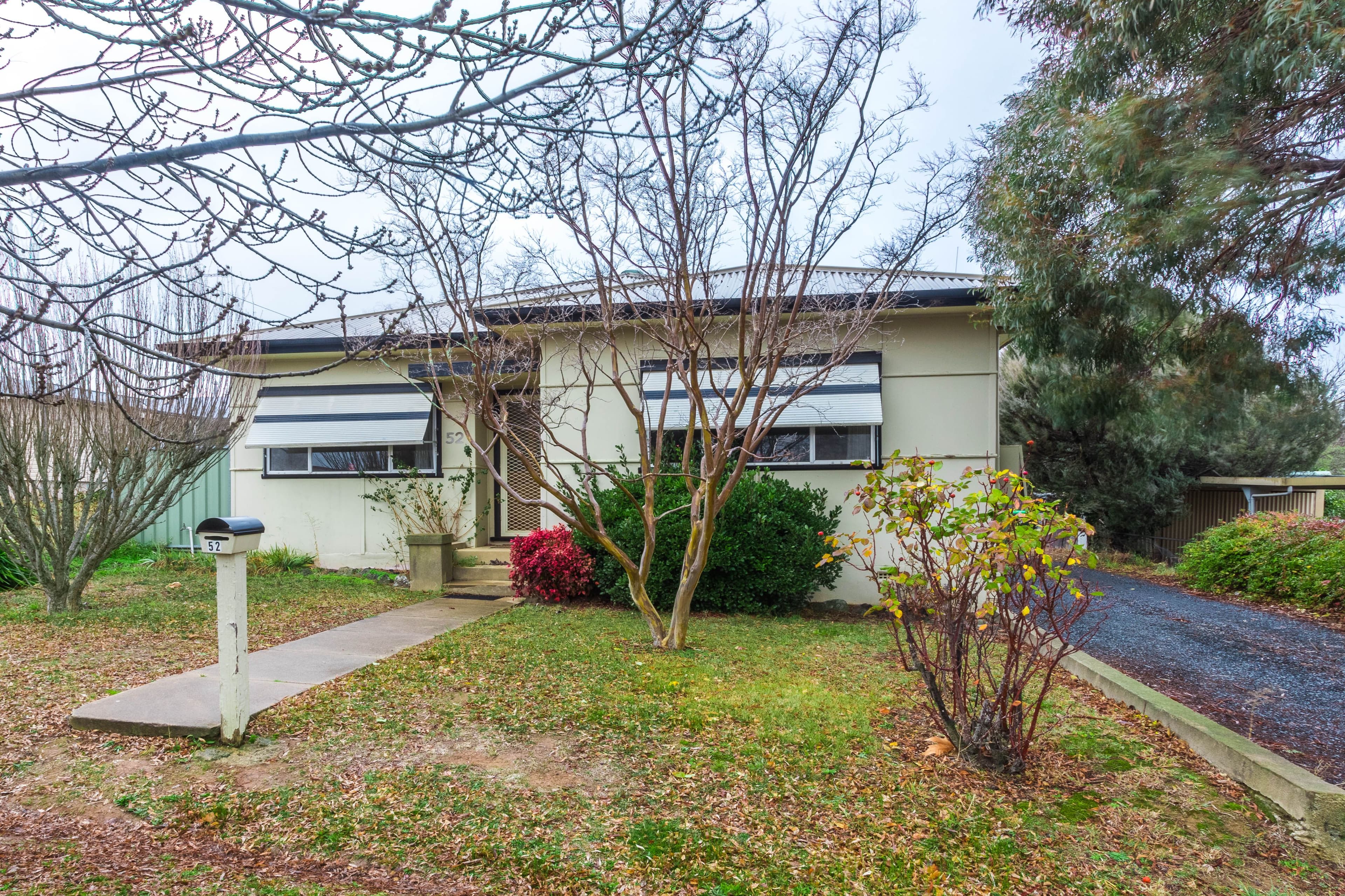 52 Cox Avenue, Orange - Image 1