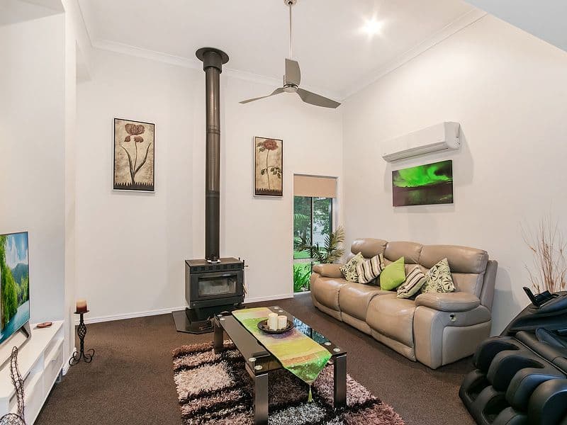 6 Caragh Crescent, Oxenford QLD 4210, Oxenford - Thumbnail 4