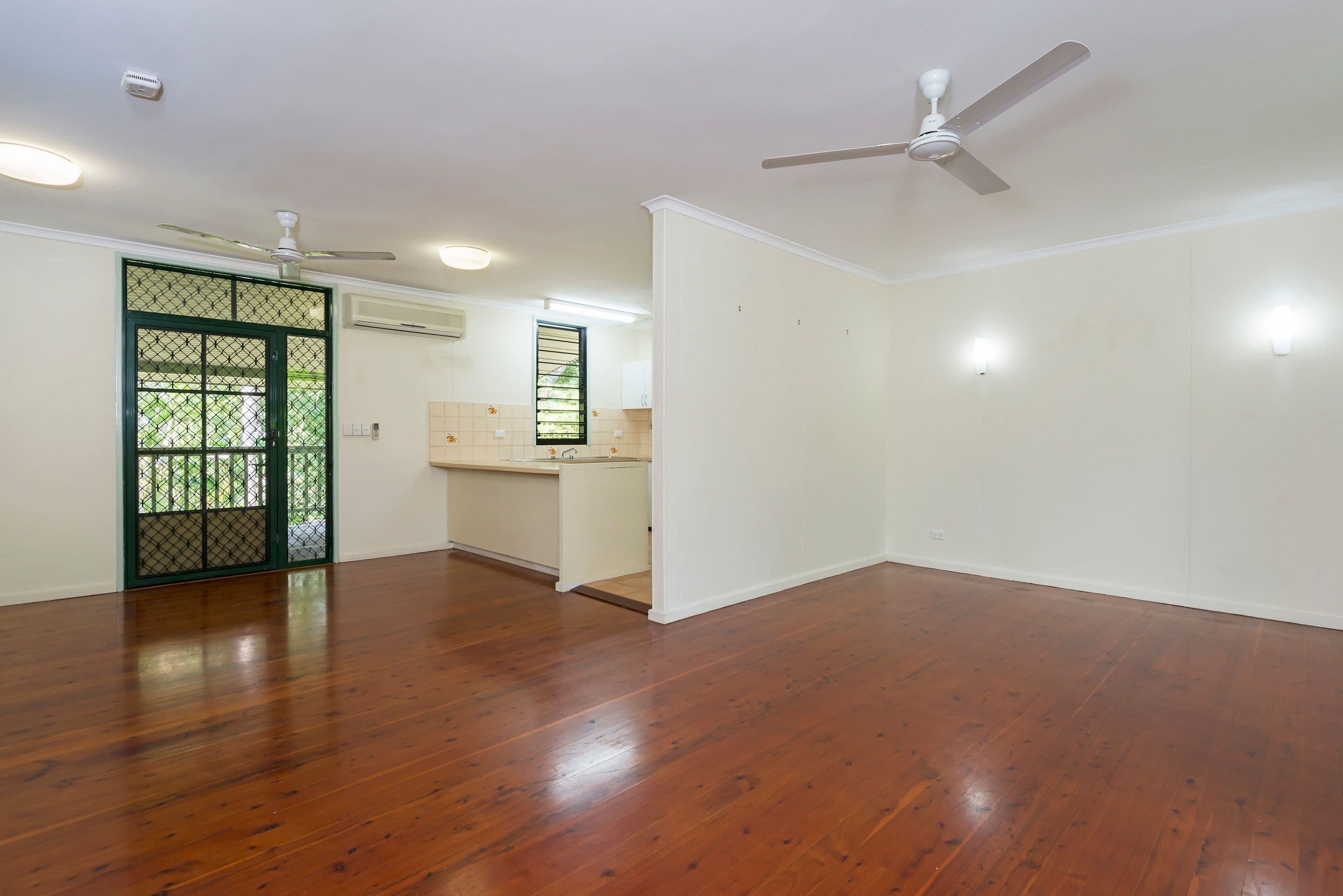 6 Walker Street, Nightcliff NT 0810, Nightcliff - Thumbnail 2