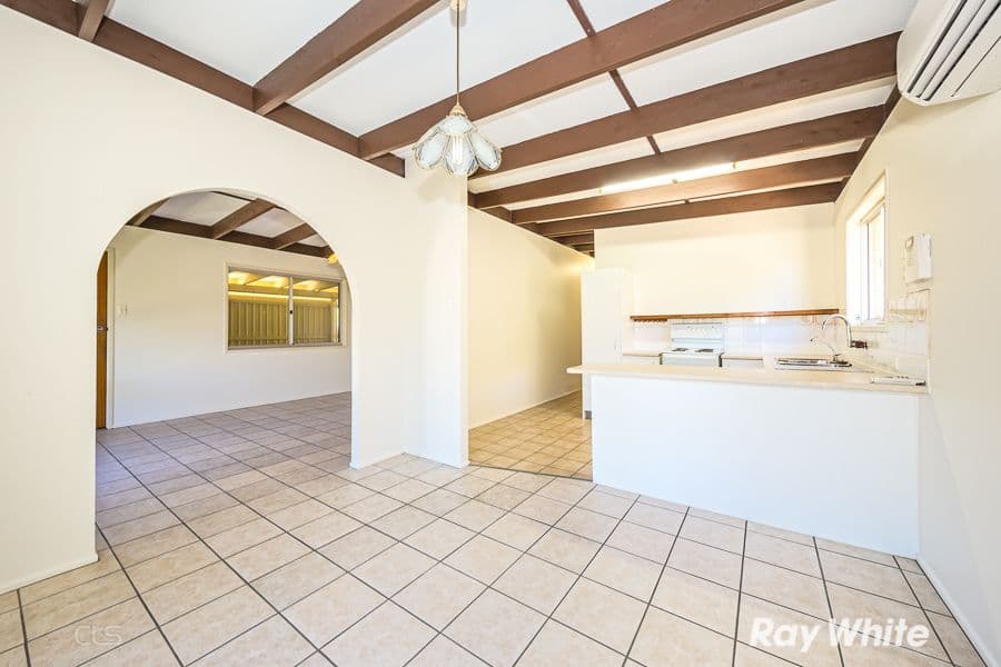 21 Avon Avenue, Banksia Beach QLD 4507, Banksia Beach - Thumbnail 2