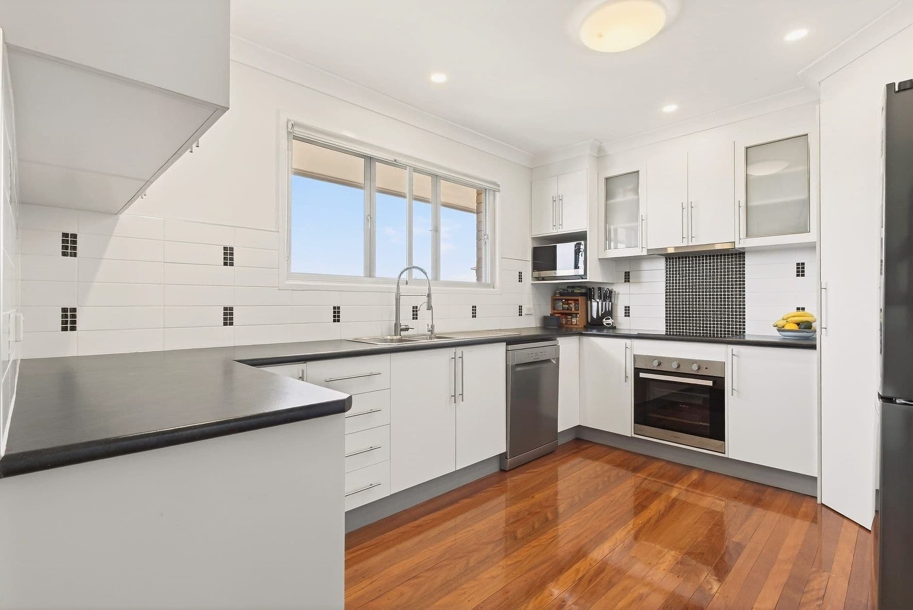 61 Jalomy Street, Boondall QLD 4034, Boondall - Thumbnail 2