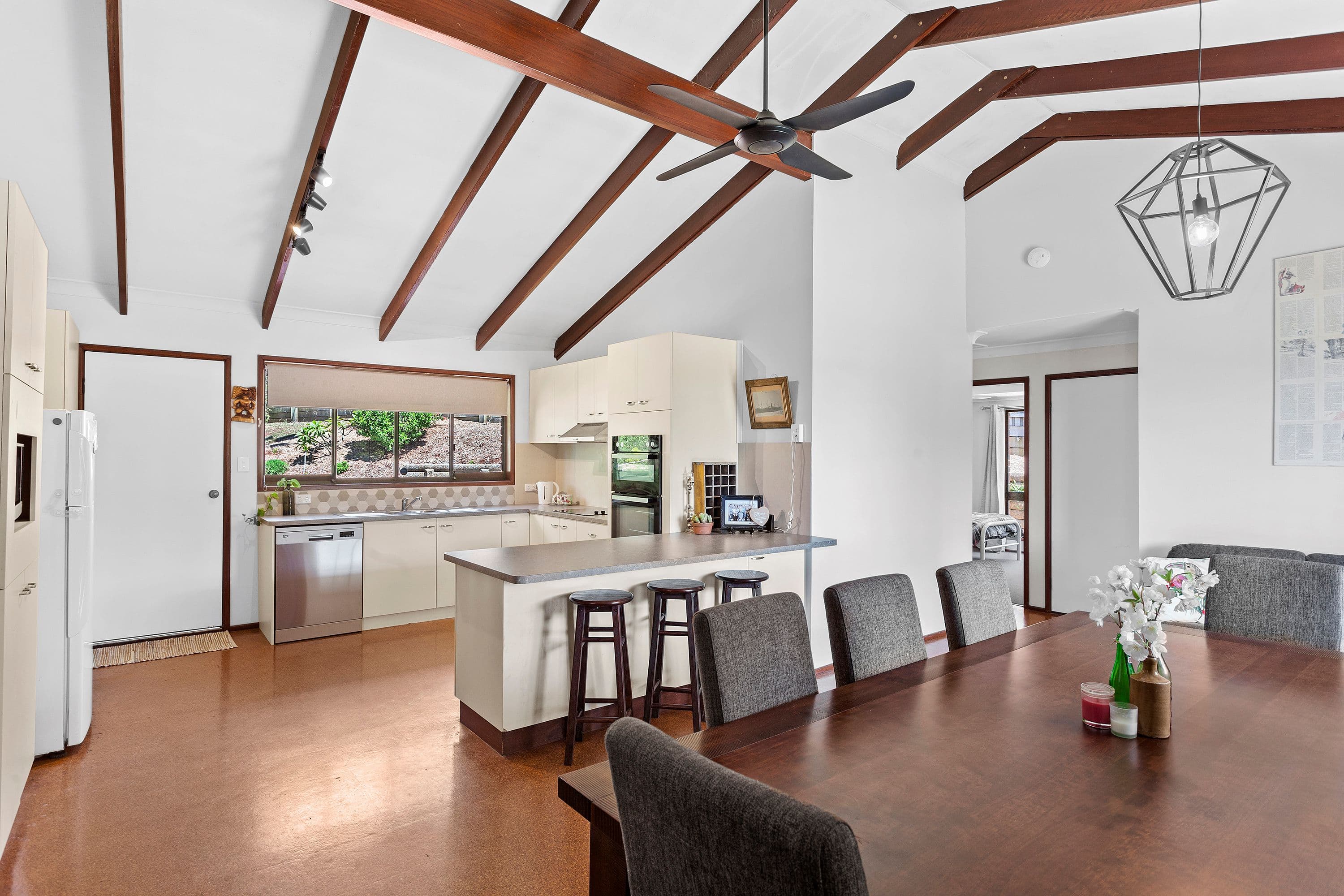 7 Buena Vista Crescent, Blue Mountain Heights QLD 4350, Blue Mountain Heights - Thumbnail 2
