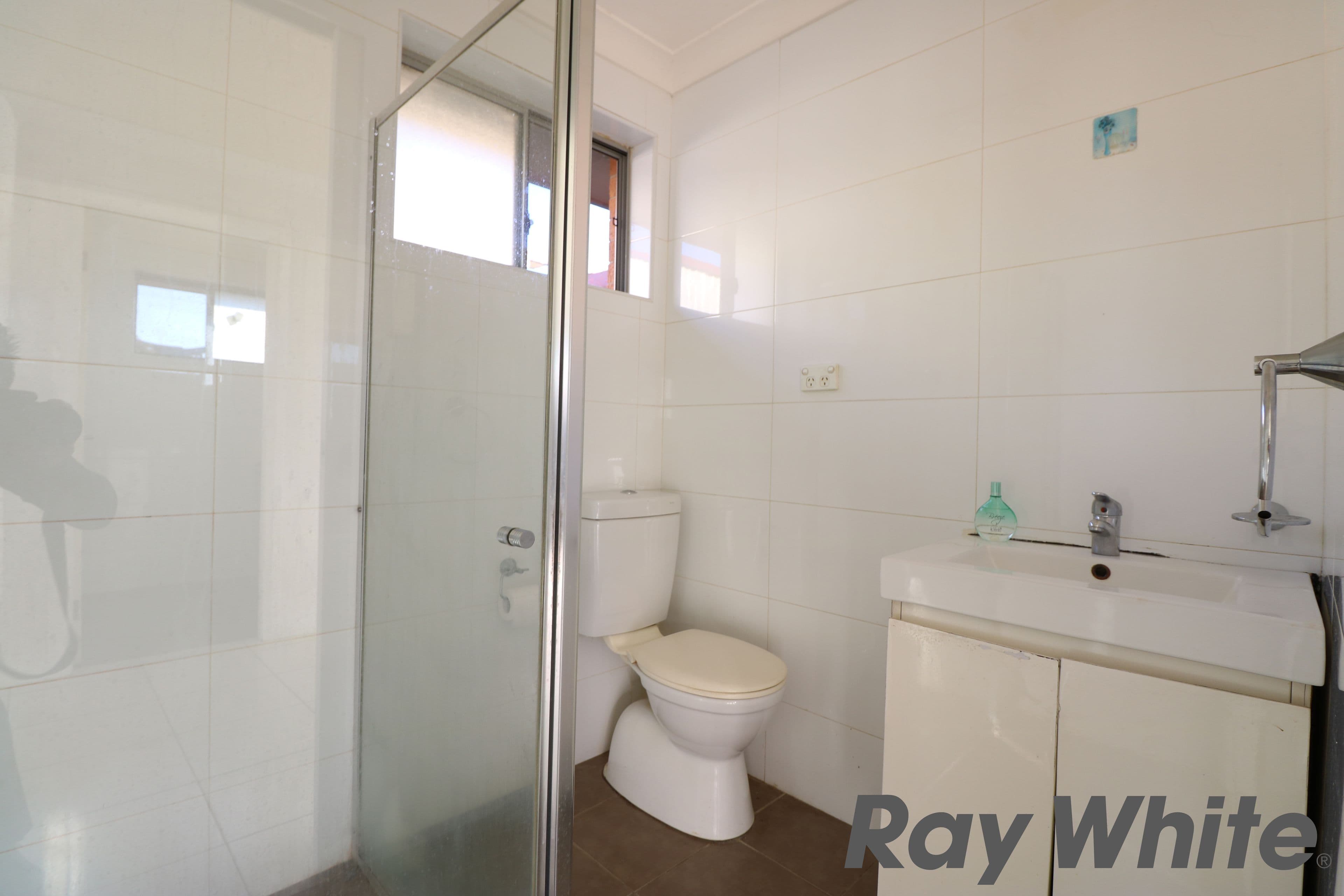 10 Mcgowen Crescent, Liverpool NSW 2170, Liverpool - Thumbnail 5