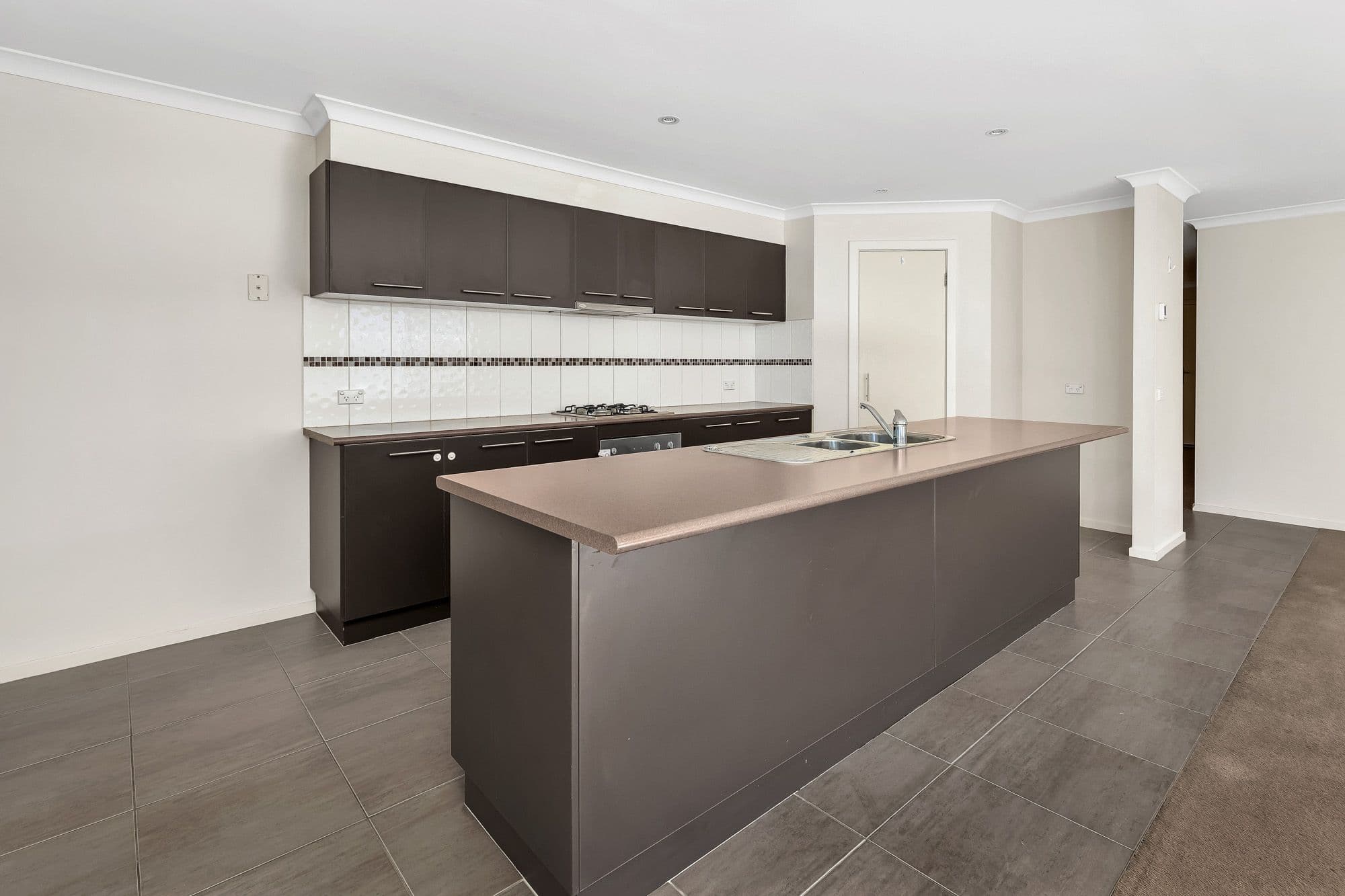 23 Cepora Road, Tarneit VIC 3029, Tarneit - Thumbnail 2