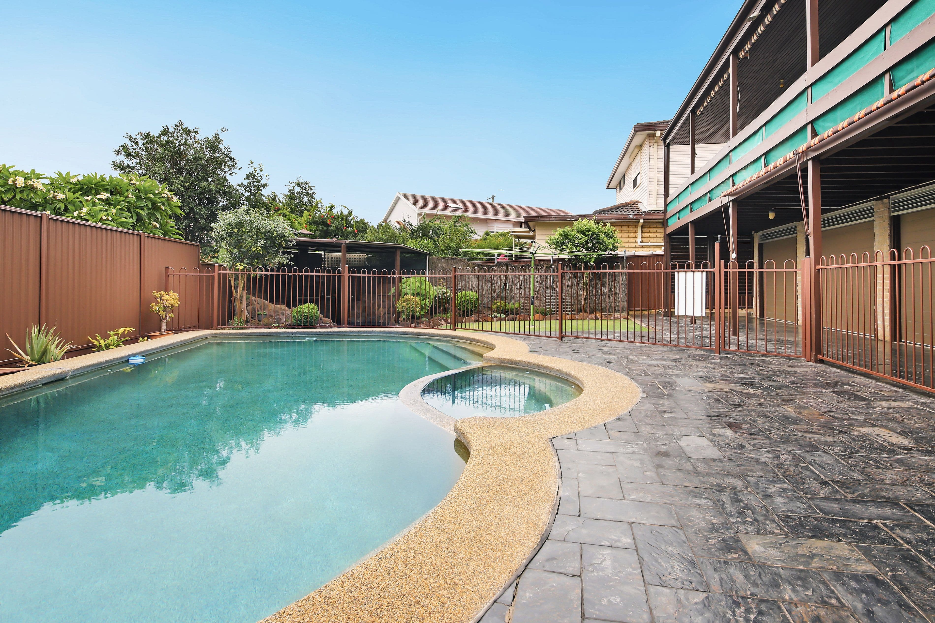 20 Rex Road, Georges Hall - Thumbnail 7