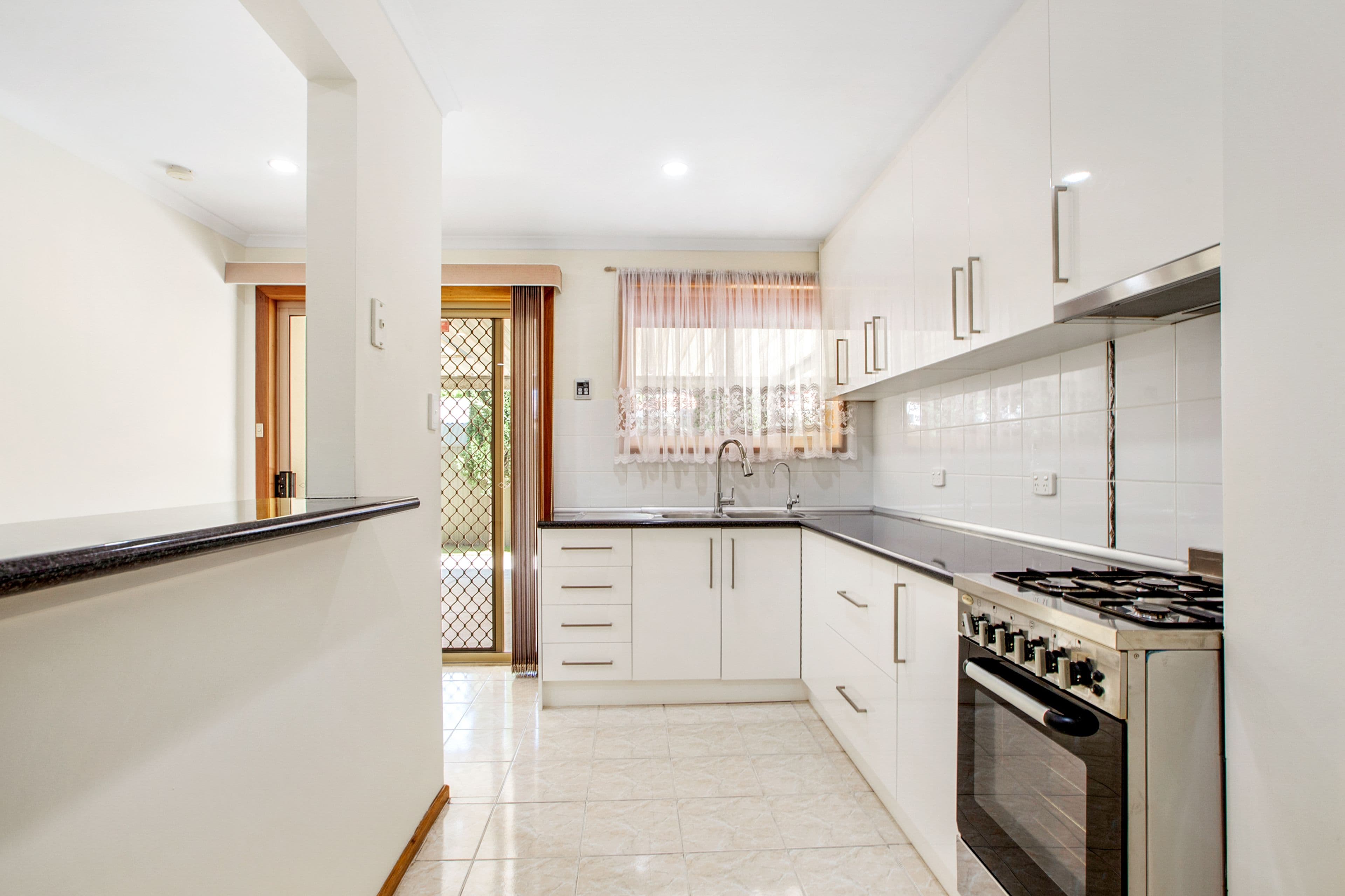 5 Joanne Terrace, Parafield Gardens SA 5107, Parafield Gardens - Thumbnail 7
