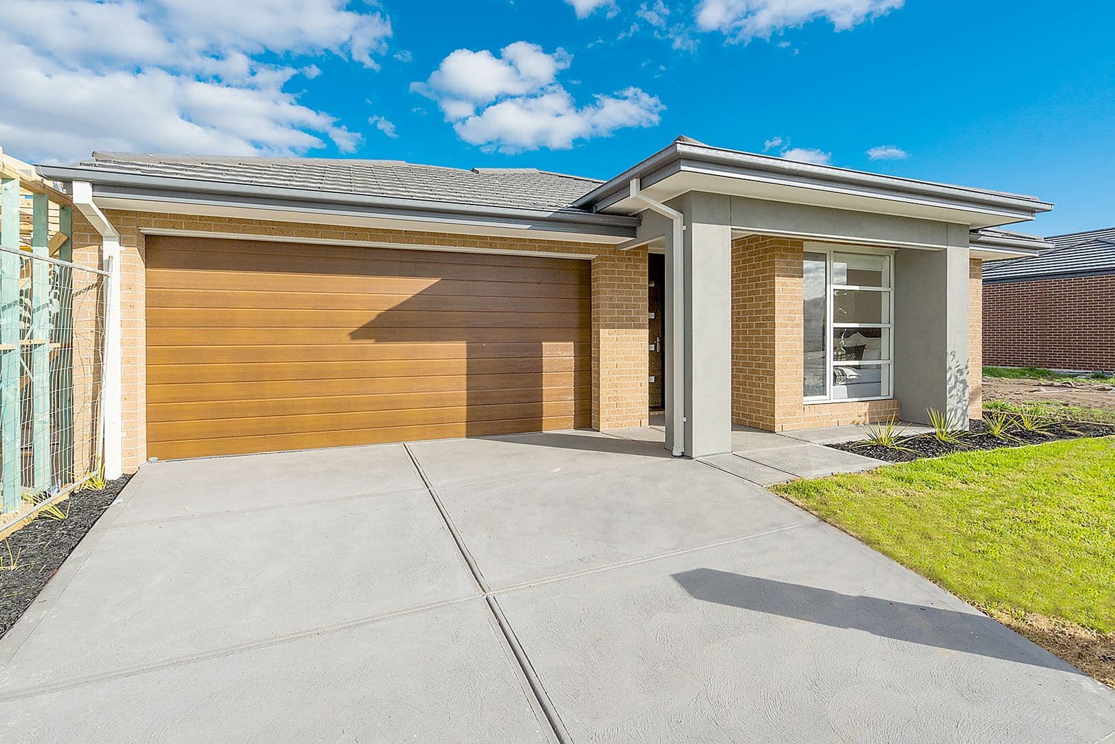 11 Lignum Street, Craigieburn VIC 3064, Craigieburn - Image 1
