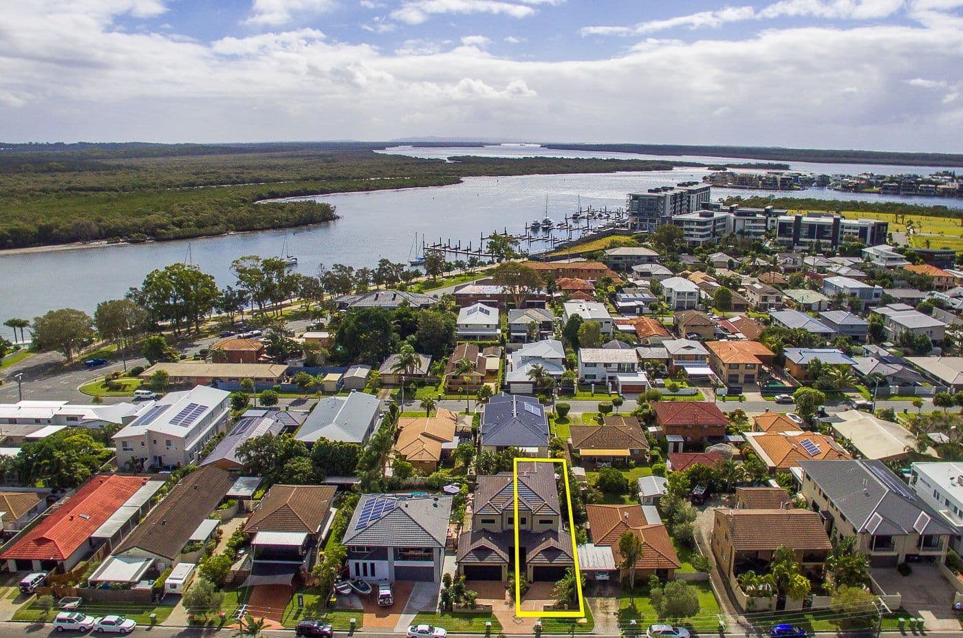 27 Donald Avenue, Paradise Point QLD 4216, Paradise Point - Thumbnail 8