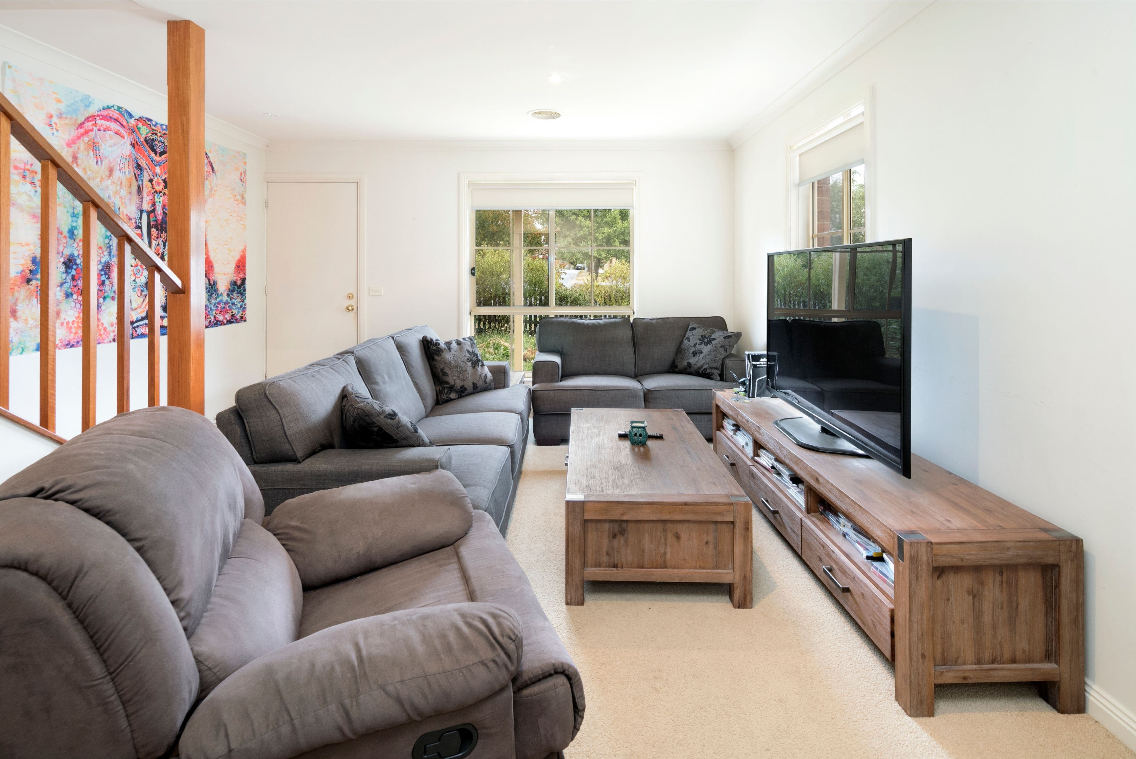 8 Eureka Gardens, Eureka  Victoria  3350, Australia, Eureka - Thumbnail 2