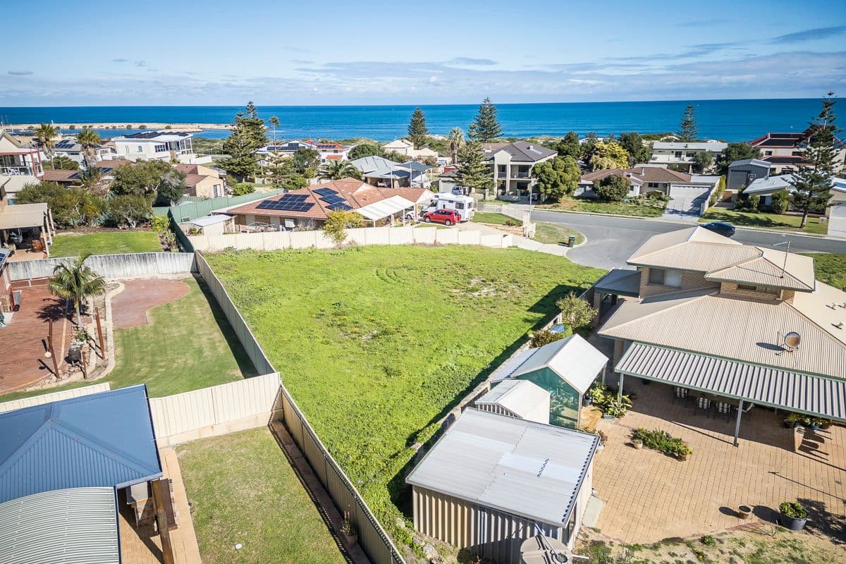 11 Tenggara Avenue, Two Rocks WA 6037, Two Rocks - Thumbnail 5