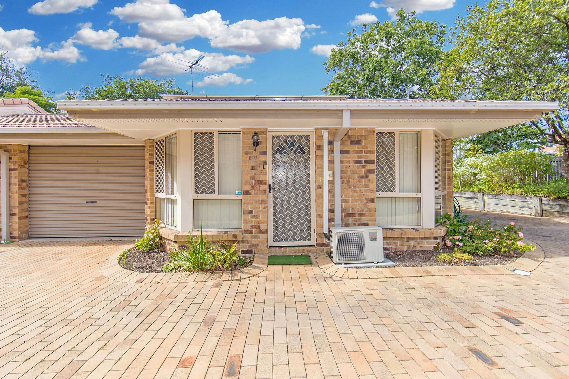 90 St Georges Road, Preston, Preston - Image 1