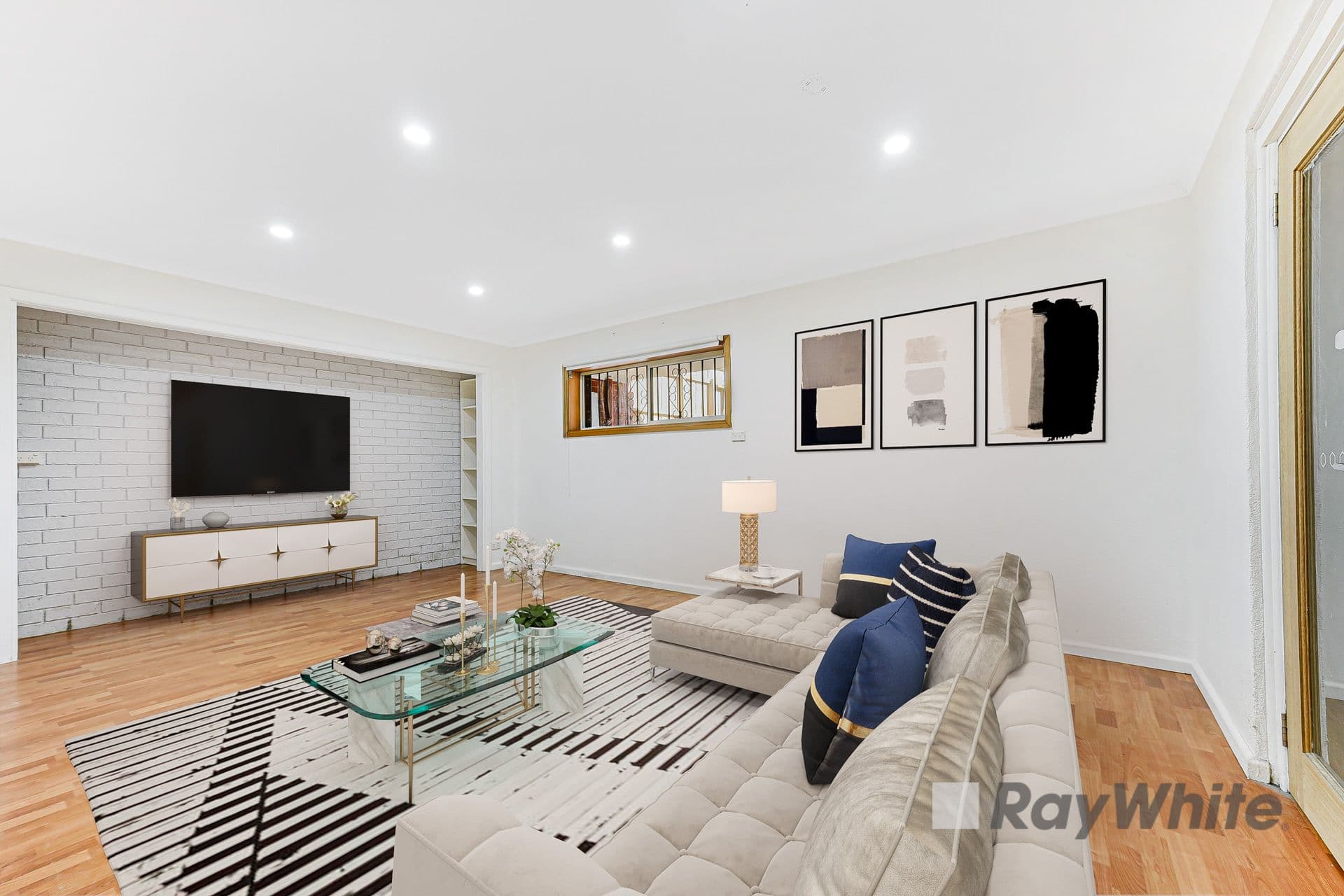 27 Singleton Drive, Endeavour Hills VIC 3802, Endeavour Hills - Thumbnail 5