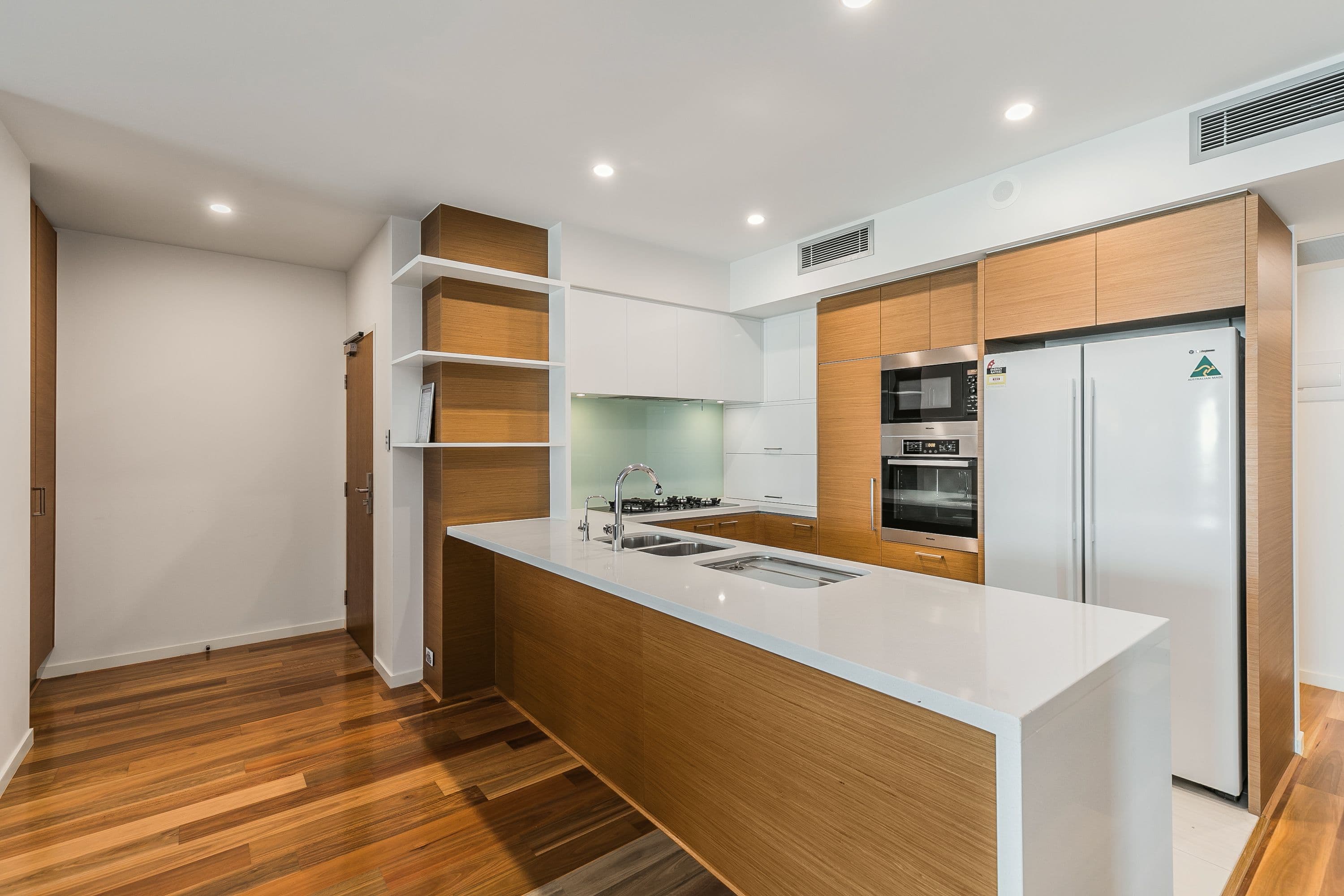 81/90 Terrace Road, East Perth WA 6004, East Perth - Thumbnail 2