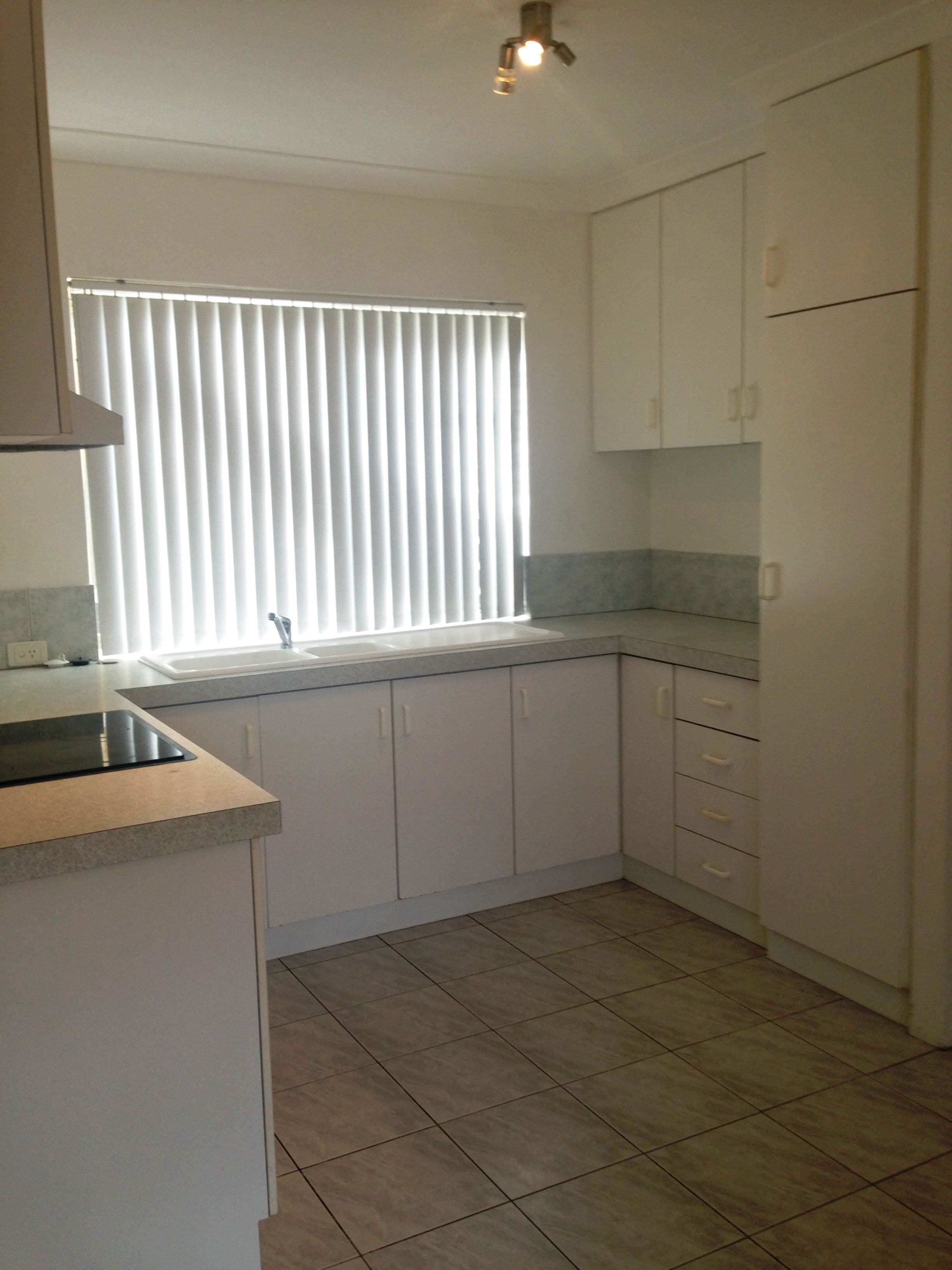 2/92-96 Gilbertson Road, Kardinya WA 6163, Kardinya - Thumbnail 2