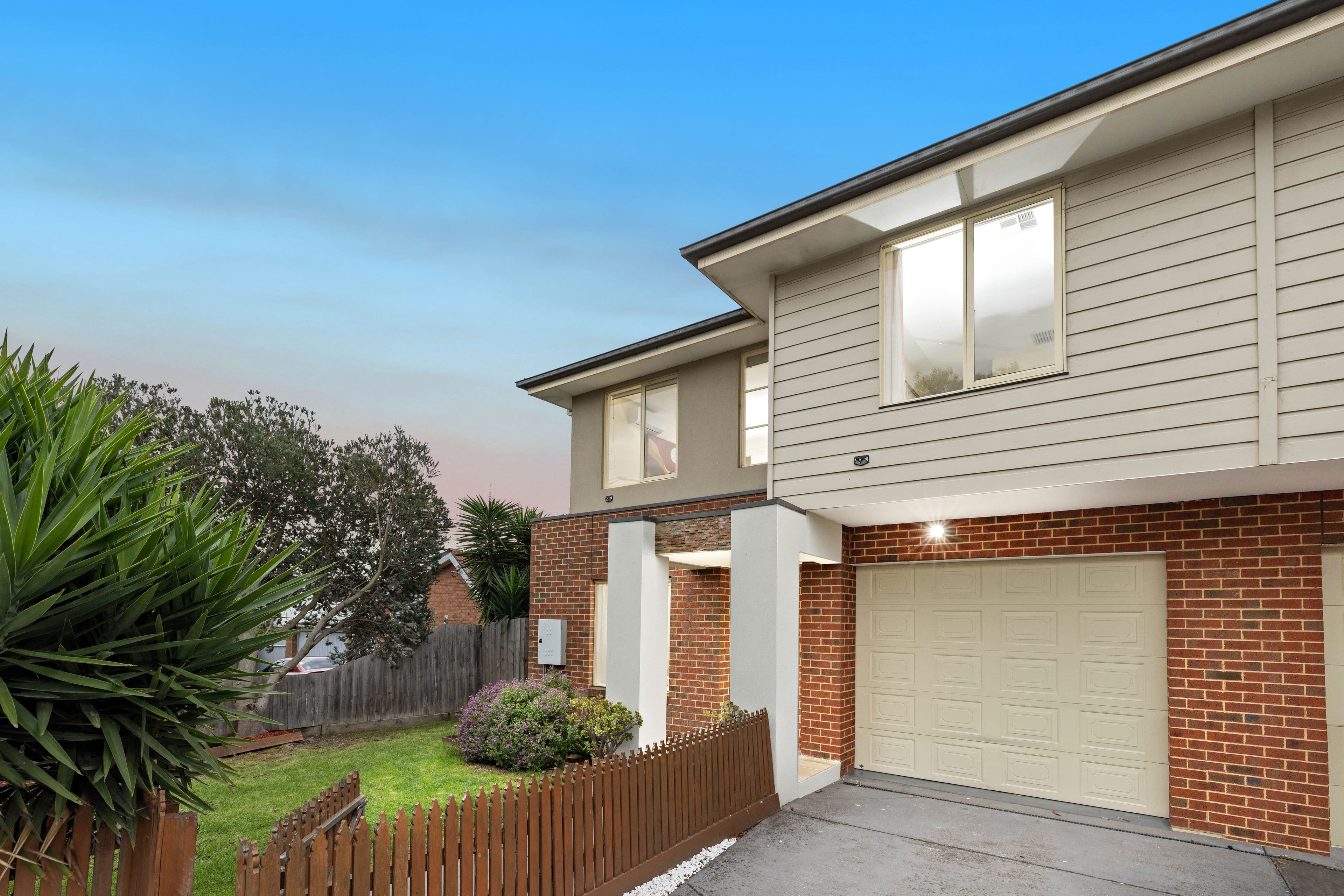 4 Hillview Avenue, Rowville VIC 3178, Rowville - Thumbnail 2