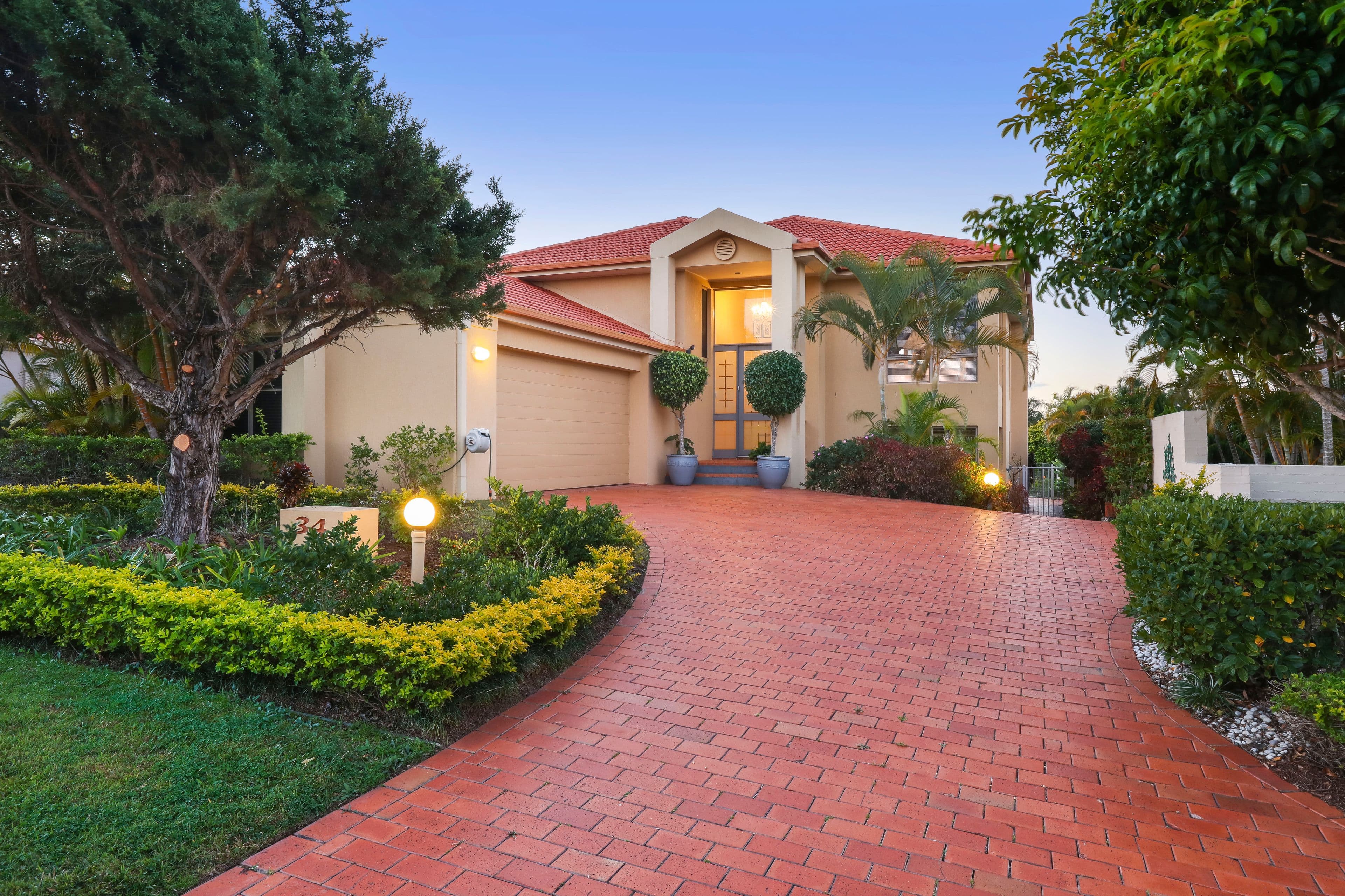 34 Meadowlake Drive, Carrara QLD 4211, Carrara - Thumbnail 3