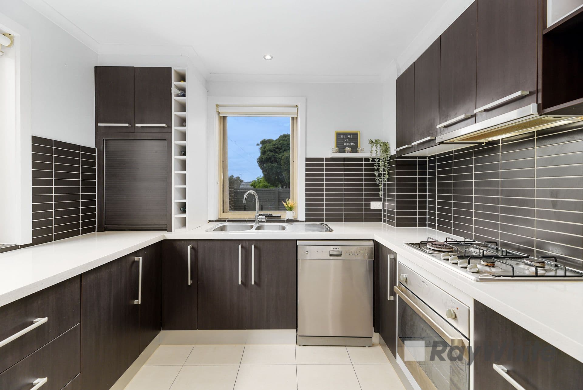 10 Cornelius Street, Dandenong VIC 3175, Dandenong - Thumbnail 7