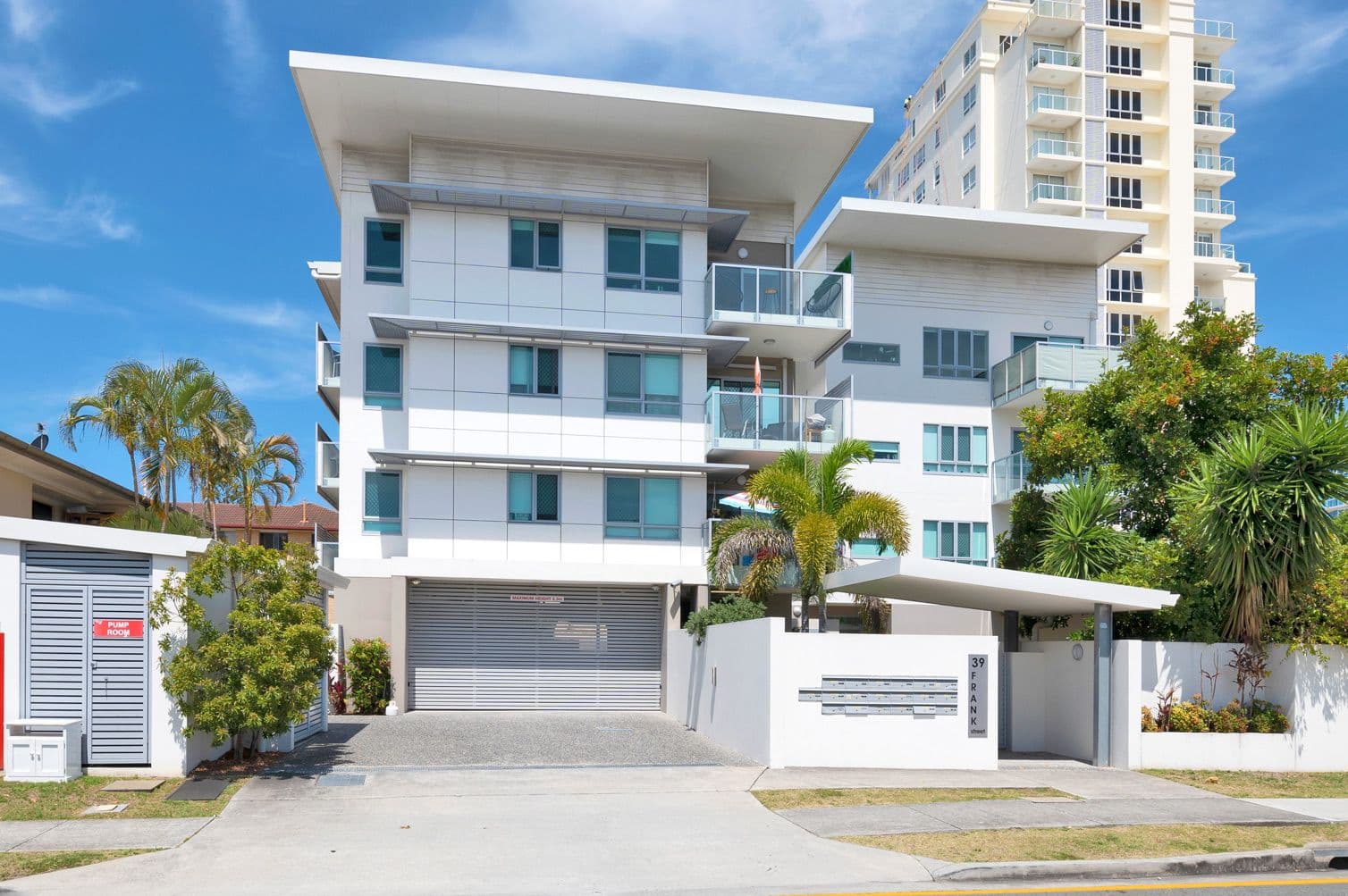 39 Frank Street, Labrador QLD 4215, Labrador - Thumbnail 2