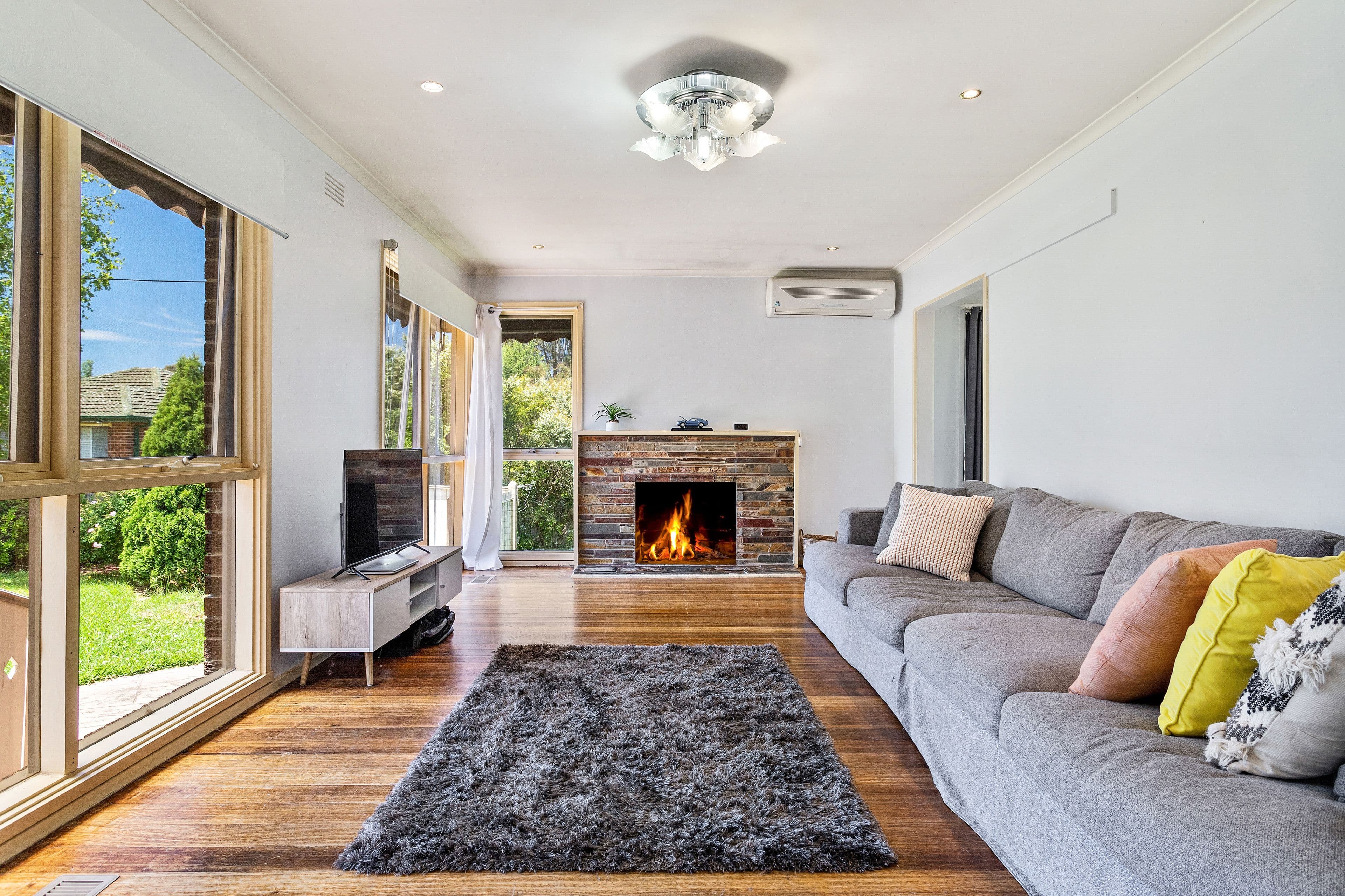 1 Nuraylia Avenue, Croydon VIC 3136, Croydon - Thumbnail 2