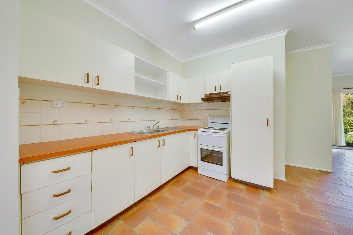 26 Harvey Road, Clinton QLD 4680, Clinton - Thumbnail 2