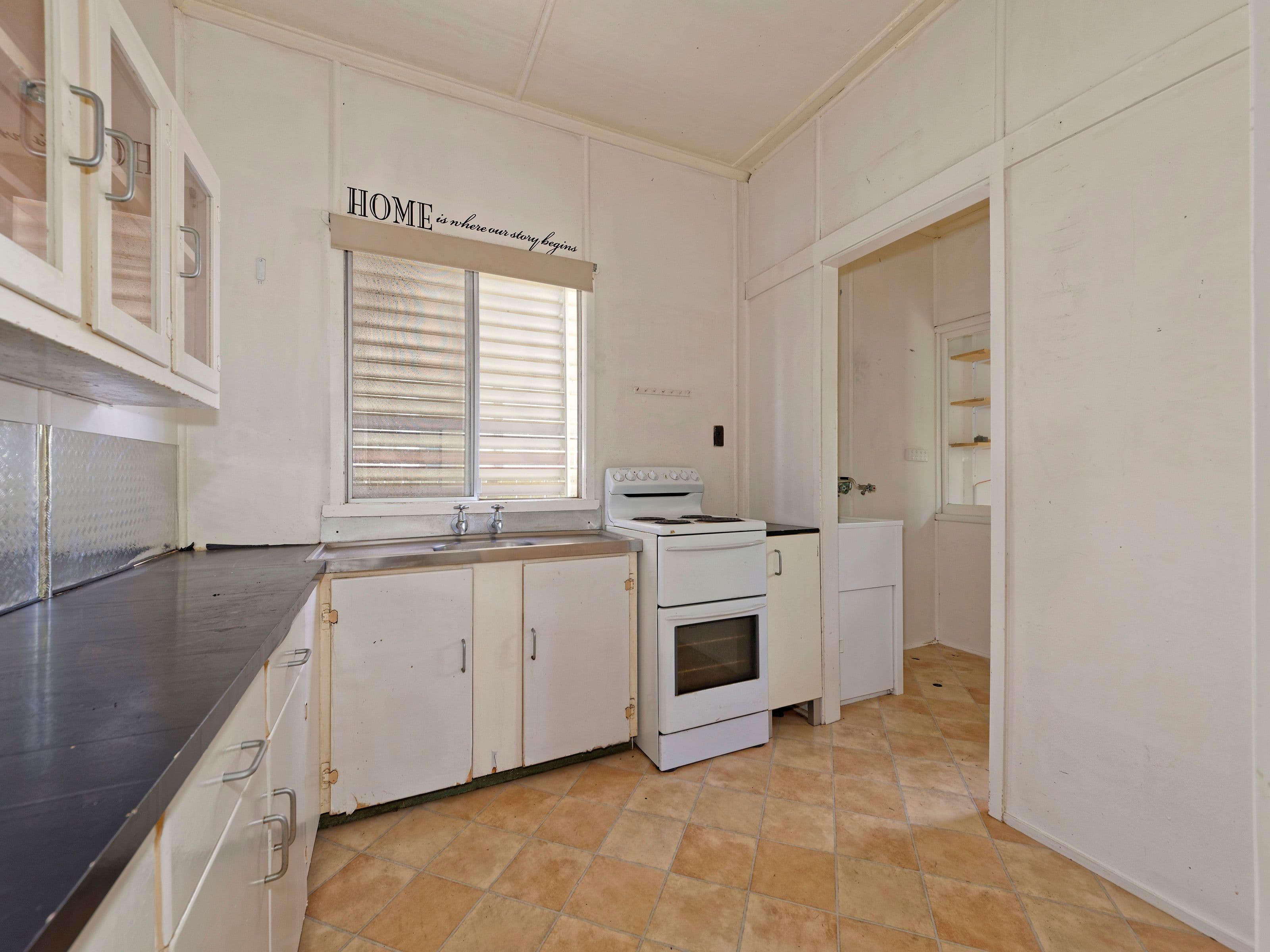 36 Higlett Street, Scarborough QLD 4020, Scarborough - Thumbnail 4
