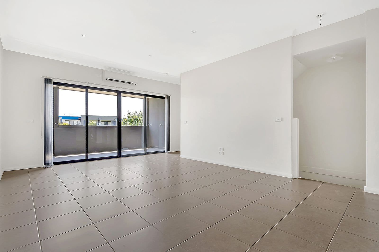 7 Cohen Walk, Craigieburn VIC 3064, Craigieburn - Thumbnail 4