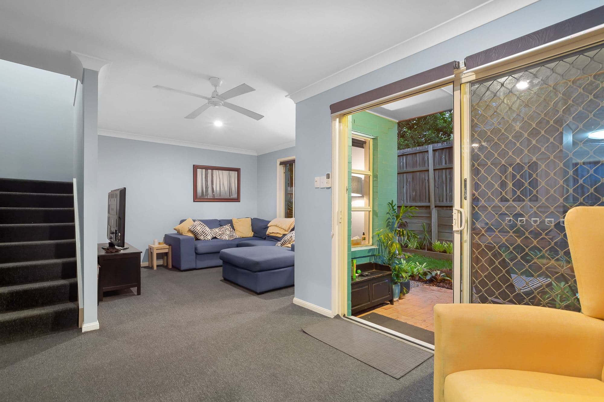 11 Oakmont Avenue, Oxley QLD 4075, Oxley - Thumbnail 2