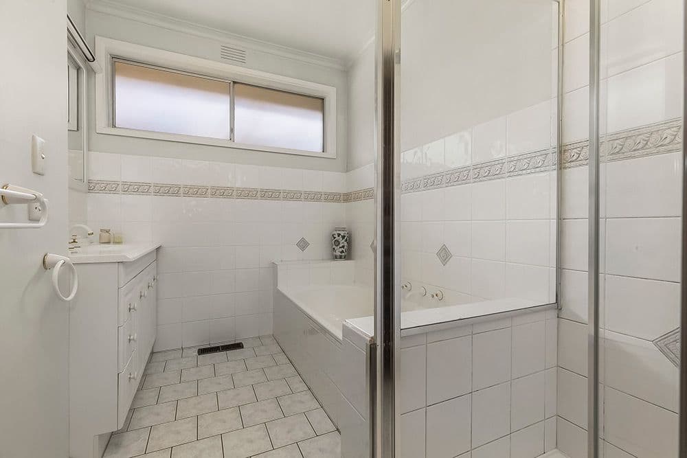 34 Oxford Street, Mount Waverley VIC 3149, Mount Waverley - Thumbnail 7