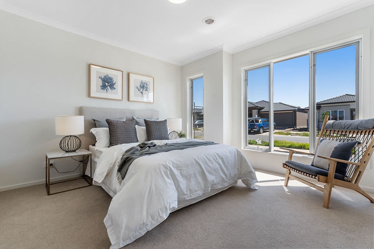 9 Featherwood Crescent, Craigieburn VIC 3064, Craigieburn - Thumbnail 2