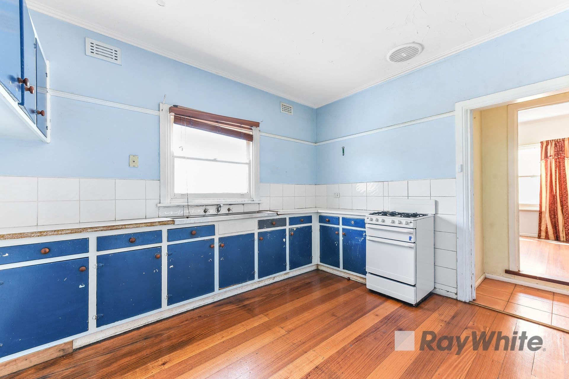 64 Potter Street, Dandenong VIC 3175, Dandenong - Thumbnail 5