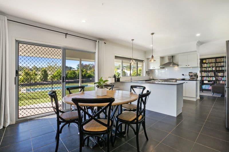 5 Freshwater Place, Karalee QLD 4306, Karalee - Thumbnail 6