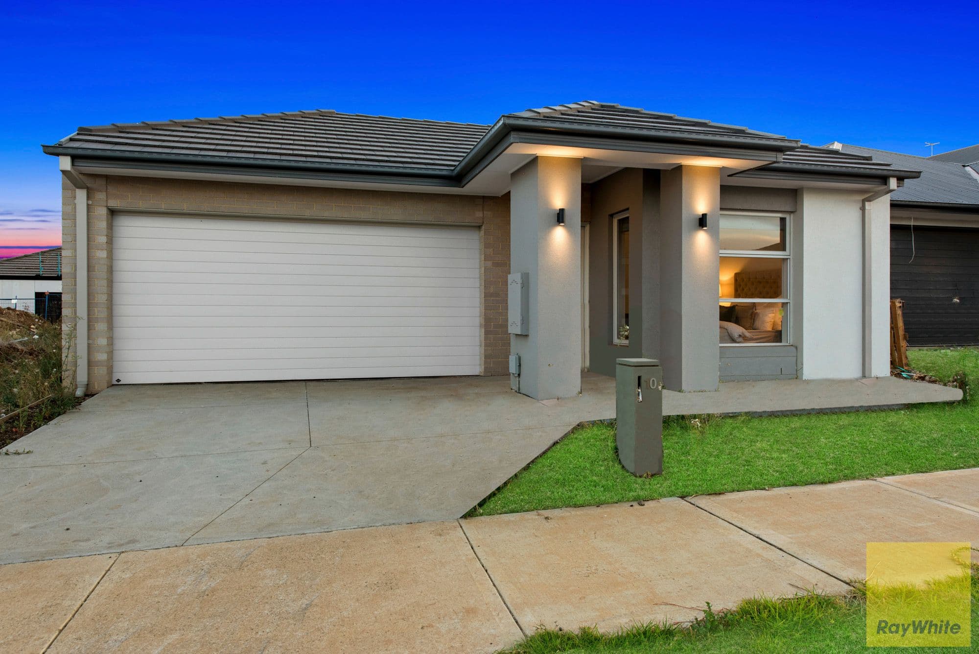 10 Merapi Grove, Truganina VIC 3029, Truganina - Image 1