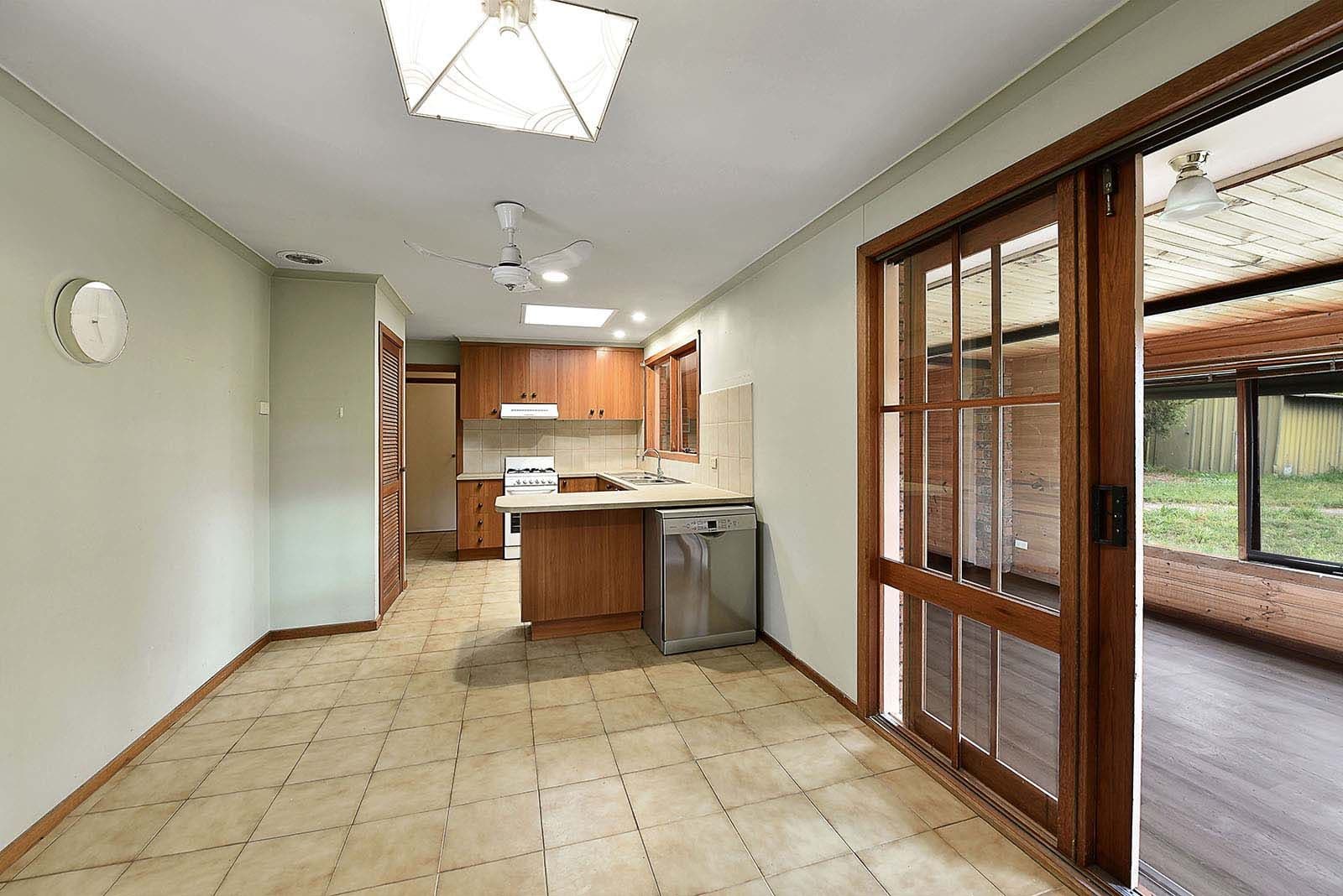 368 Elizabeth Drive, Sunbury VIC 3429, Sunbury - Thumbnail 3