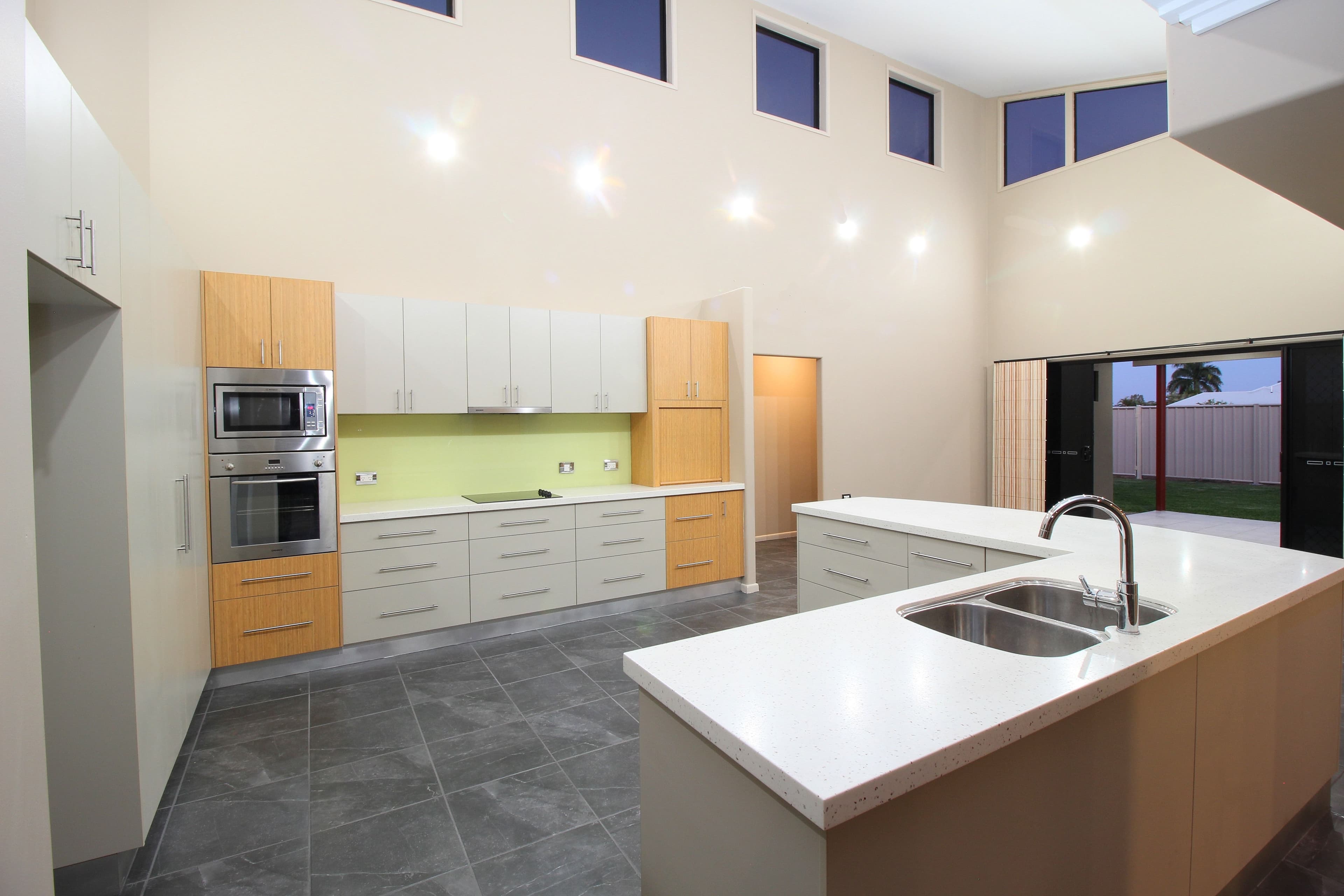 21 Callaghan Street, Emerald QLD 4720, Emerald - Thumbnail 4