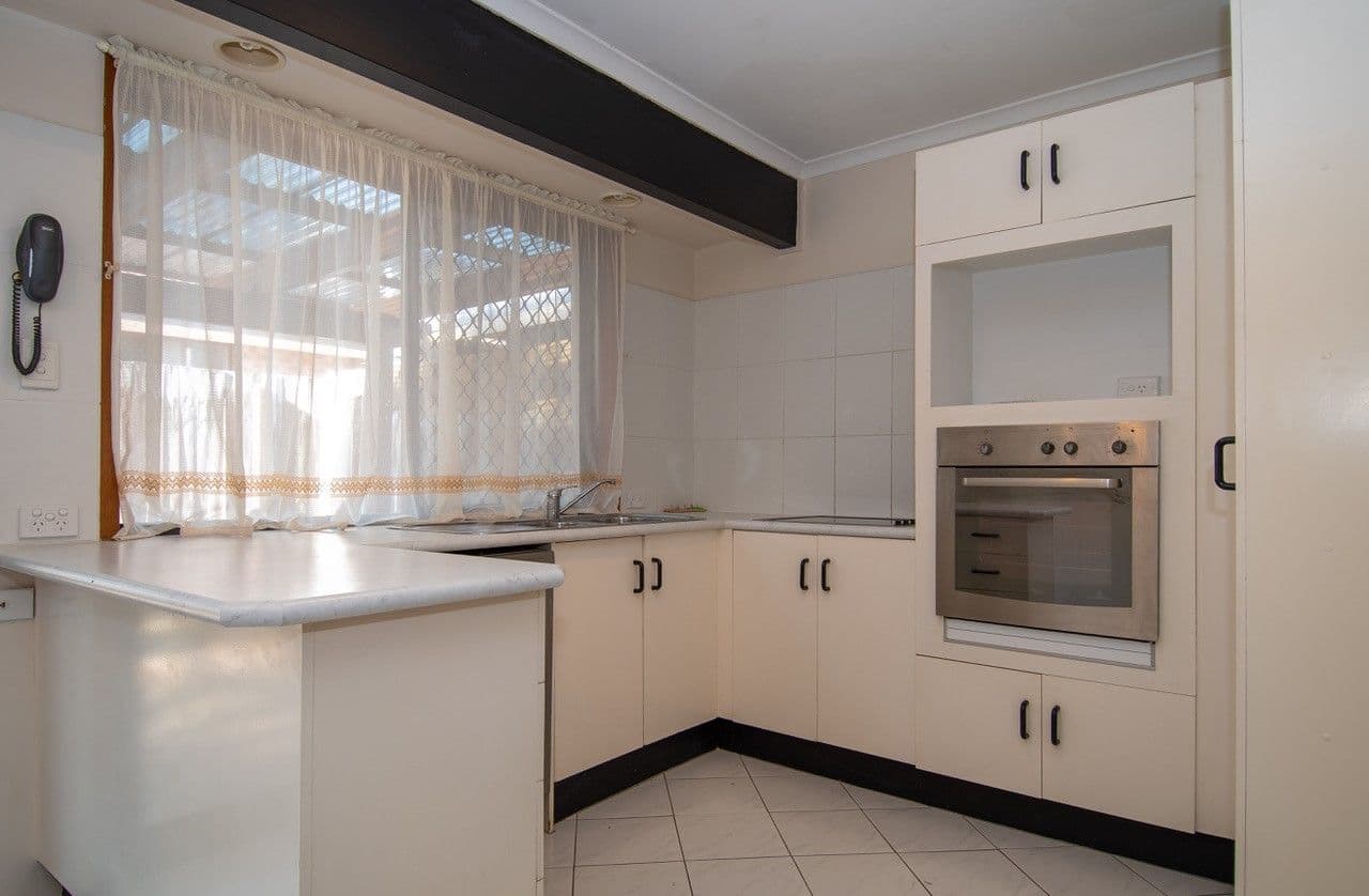 20 Callistemon Court, Arundel QLD 4214, Arundel - Thumbnail 6