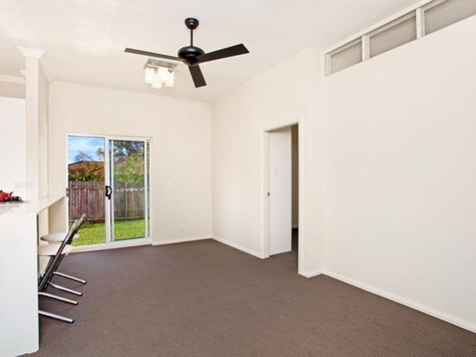 3a Kilby Place, Illawong NSW 2234, Illawong - Thumbnail 2