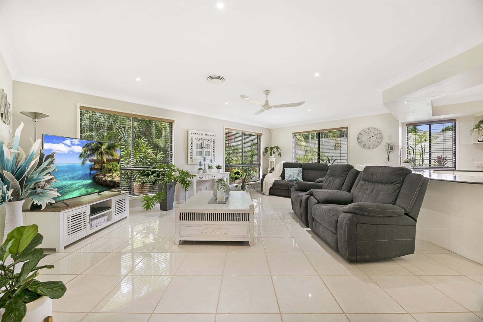 14 Orpington Court, Arundel QLD 4214, Arundel - Thumbnail 5