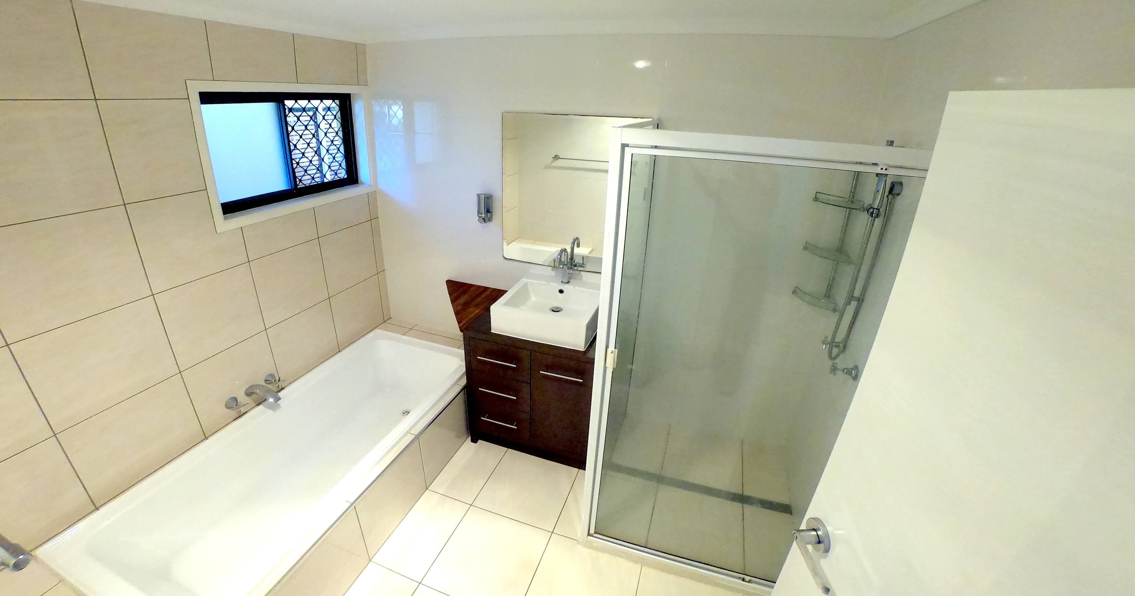 9 Waratah Street, Kin Kora QLD 4680, Kin Kora - Thumbnail 8