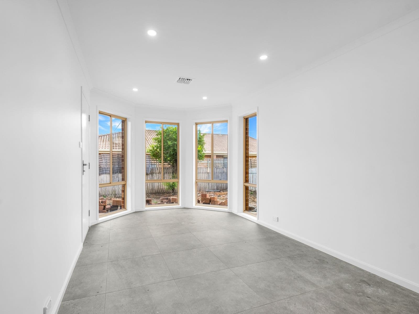 9 Mawalan Street, Ngunnawal ACT 2913, Ngunnawal - Thumbnail 3