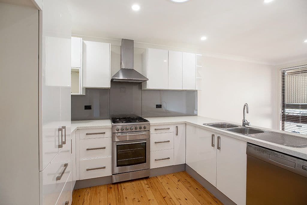 16 Carlisle Row, Fishing Point NSW 2283, Fishing Point - Thumbnail 4