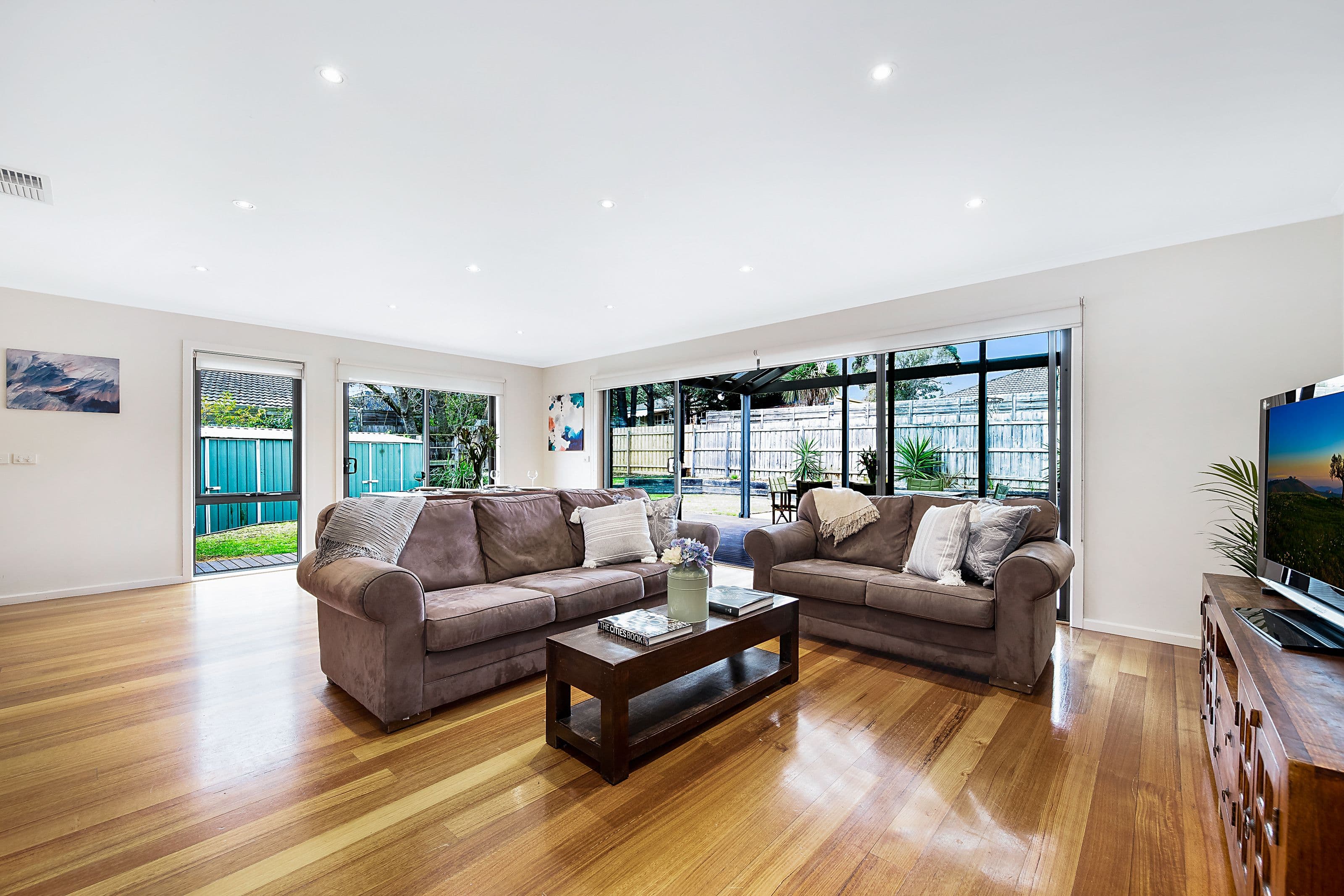 5 Taylor Court, Mount Waverley VIC 3149, Mount Waverley - Thumbnail 3