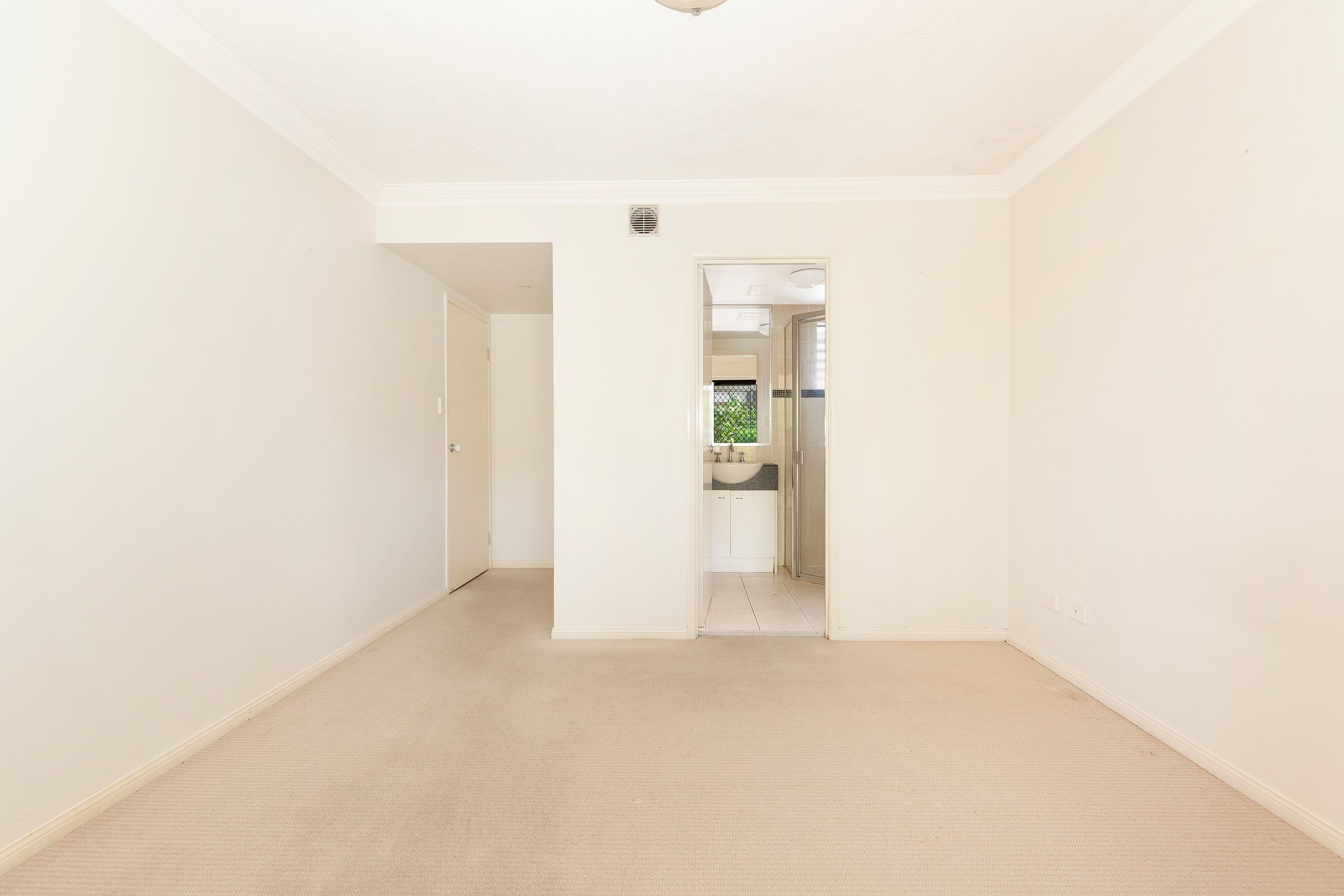 30 Rode Road, Wavell Heights QLD 4012, Wavell Heights - Thumbnail 4