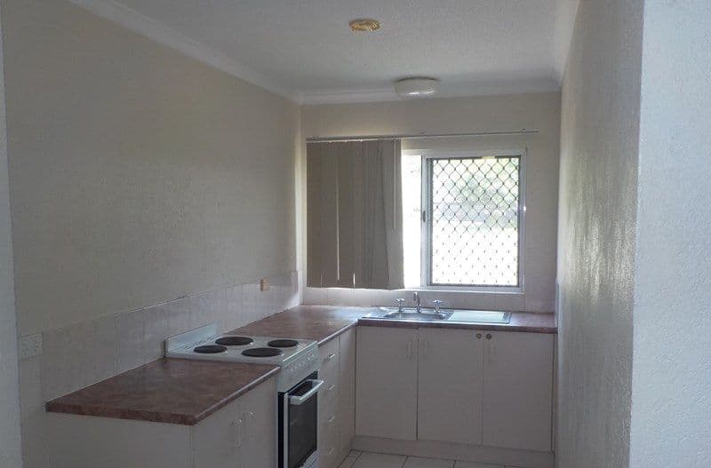 21 Moody Street, Manunda QLD 4870, Manunda - Thumbnail 2