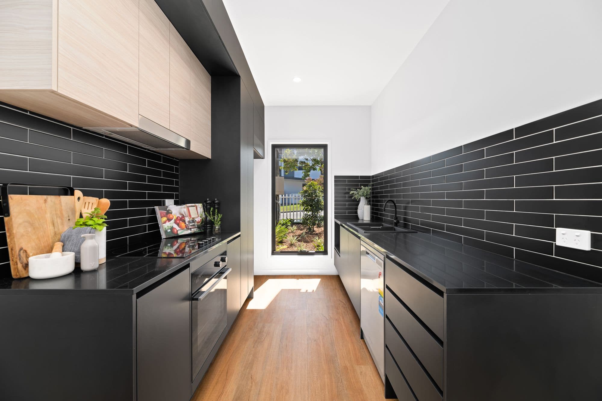 5 Hicks Street, Mount Gravatt East QLD 4122, Mount Gravatt East - Thumbnail 2