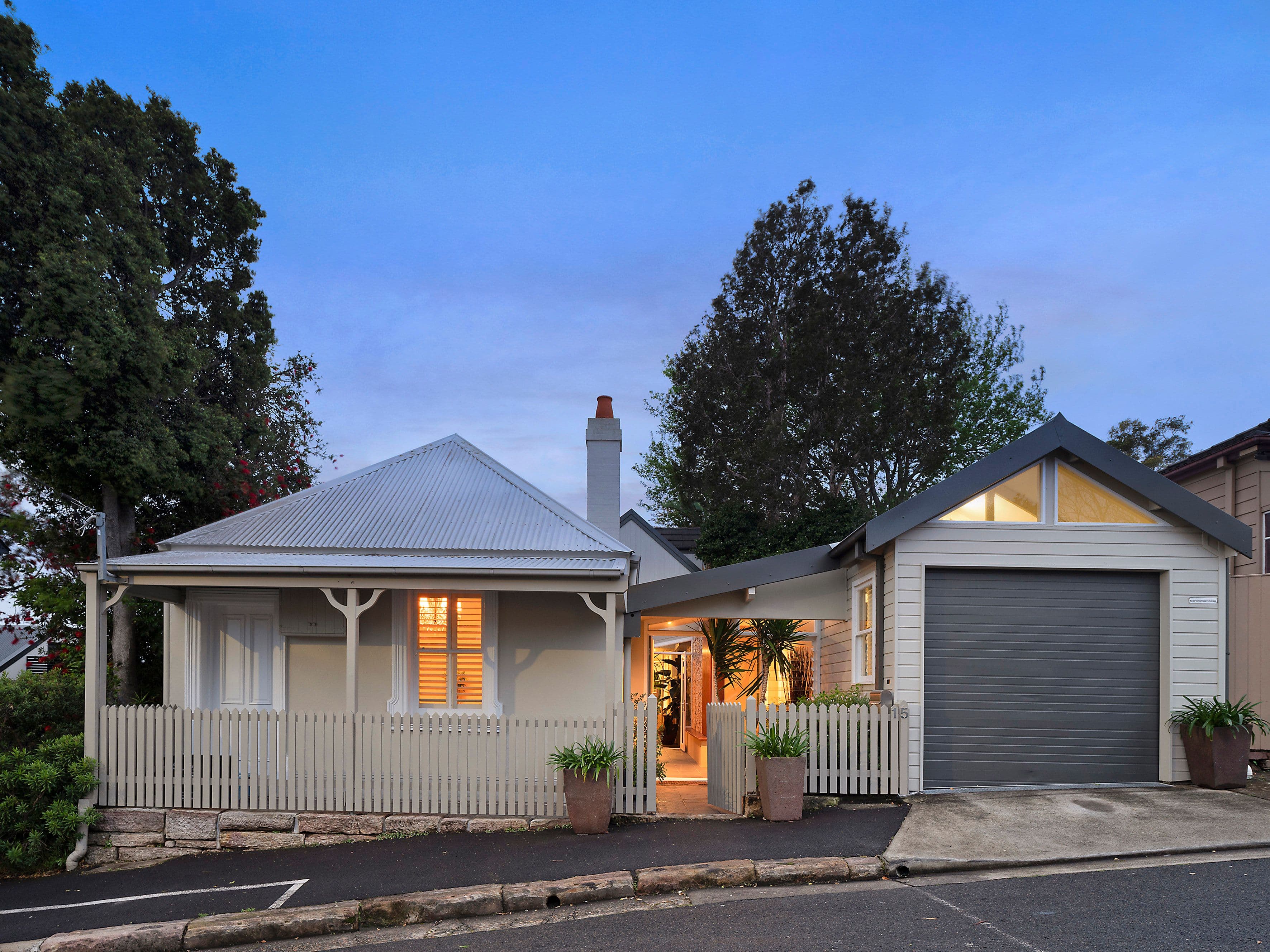 10 Hampton Street, Balmain - Image 1